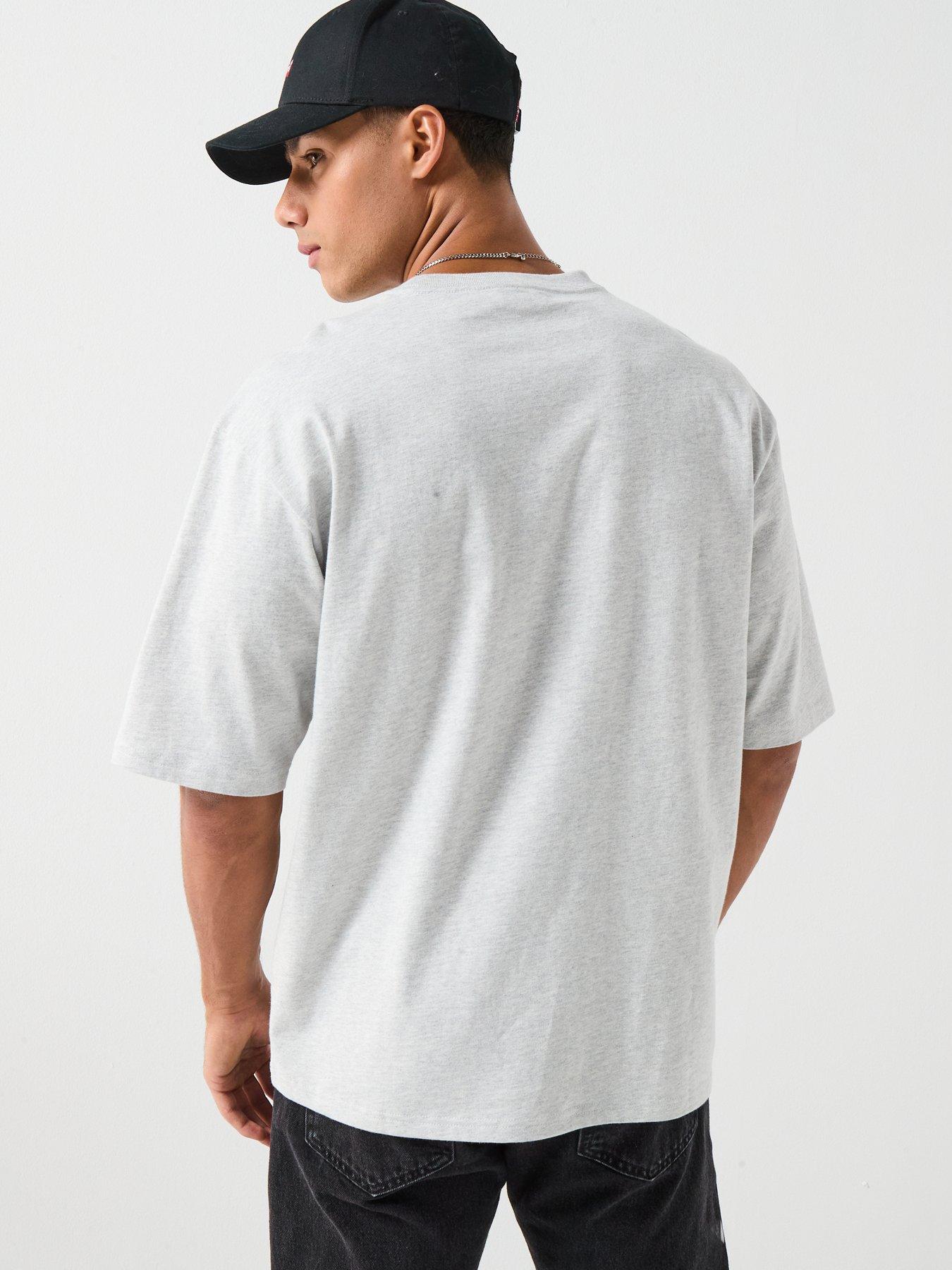 levis-pocket-loose-fit-t-shirt-greystillFront