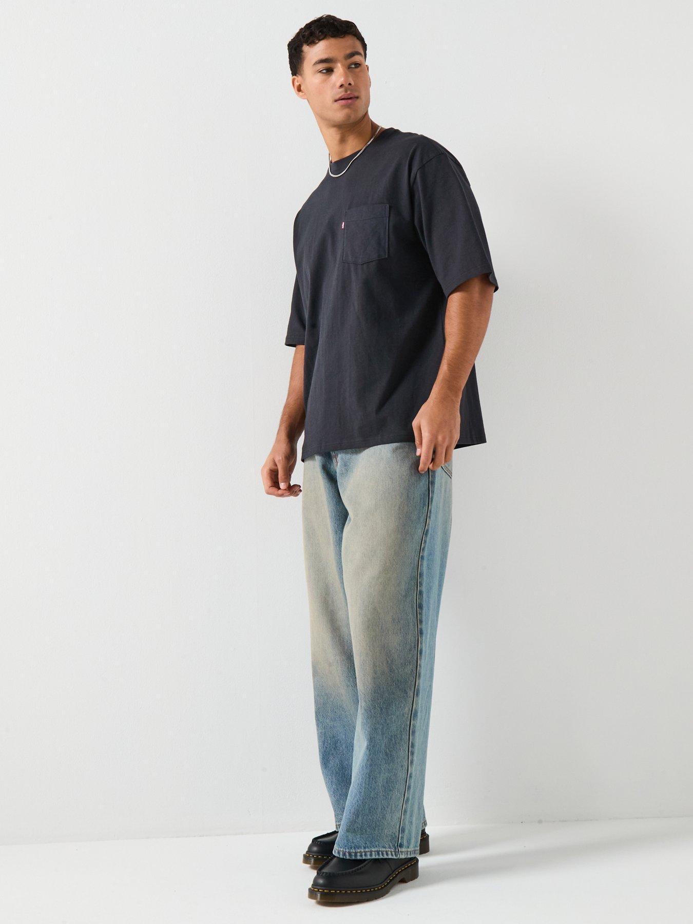 Image 3 of 6 of Levi's Pocket Loose Fit T-Shirt - Black