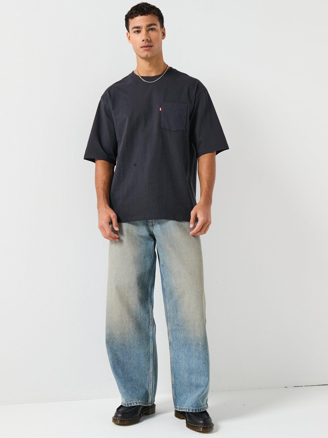 Image 6 of 6 of Levi's Pocket Loose Fit T-Shirt - Black