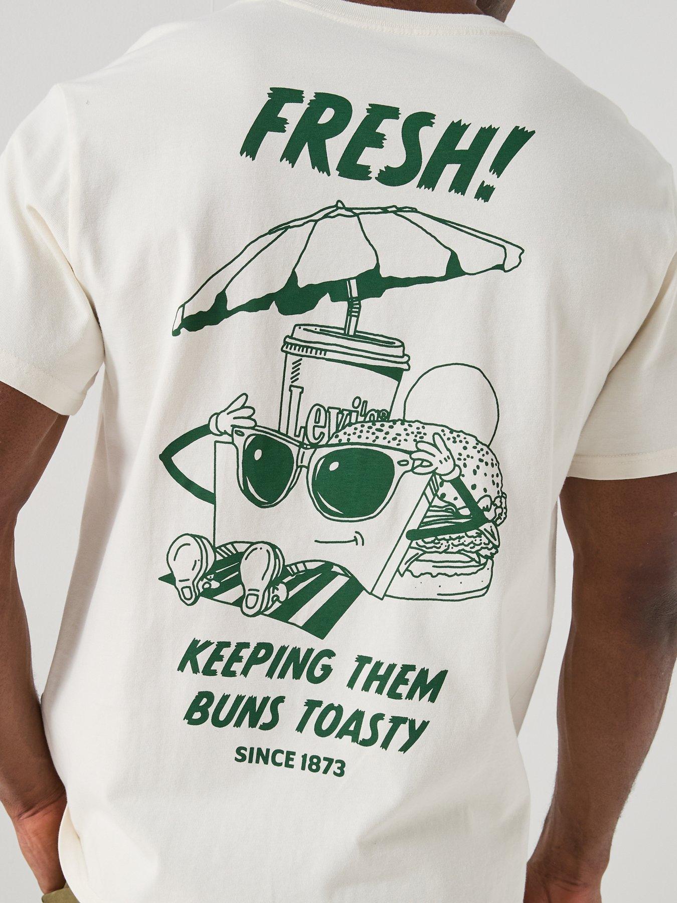 Image 5 of 6 of Levi's Fresh Egret Back Graphic Relaxed Fit T-Shirt - White