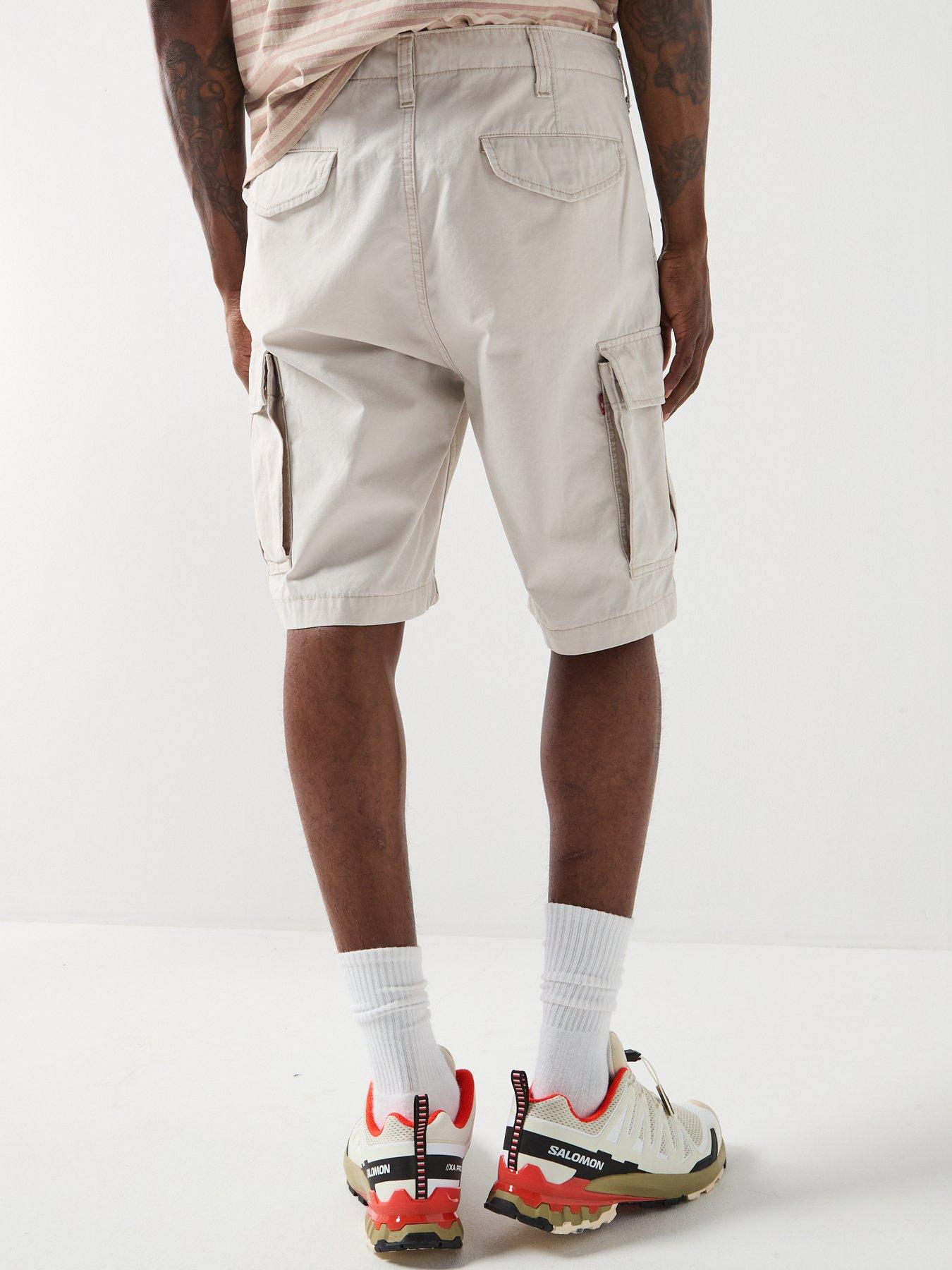 levis-carrier-cargo-shorts-creamstillFront