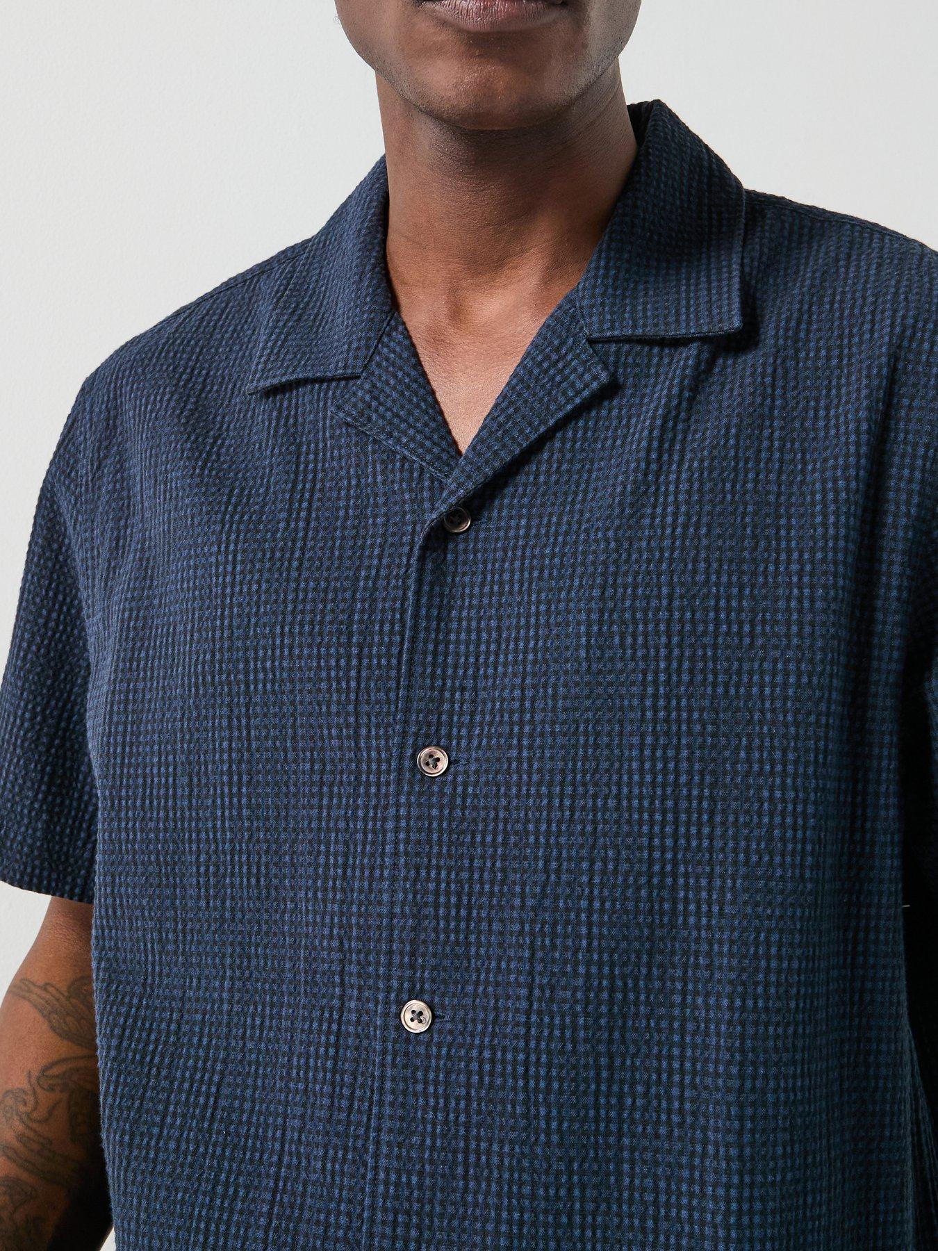 Image 4 of 5 of Levi's Levi's Sunset Short Sleeve Shirt