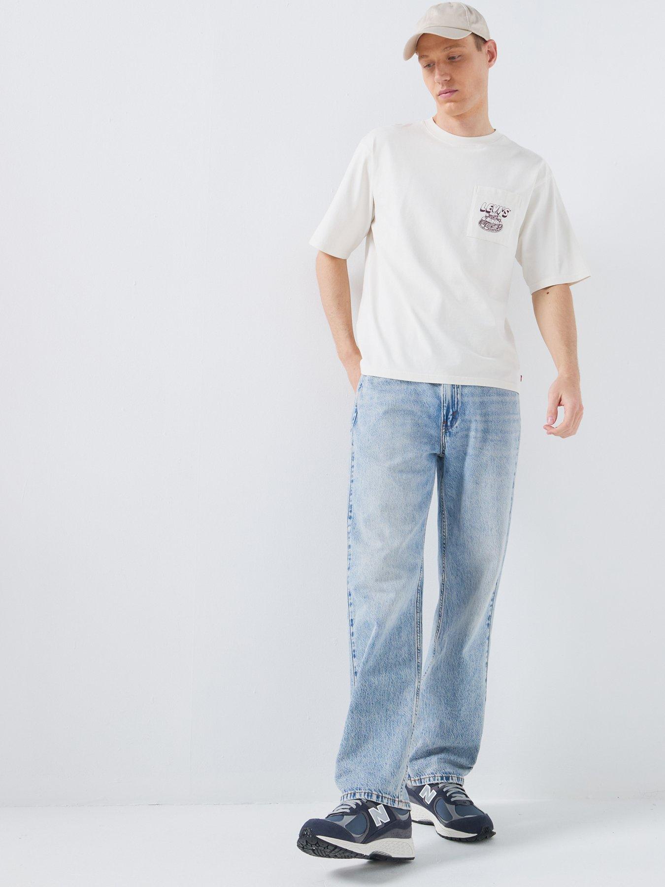 Image 3 of 6 of Levi's Flavour Back Grpahic T-Shirt - White
