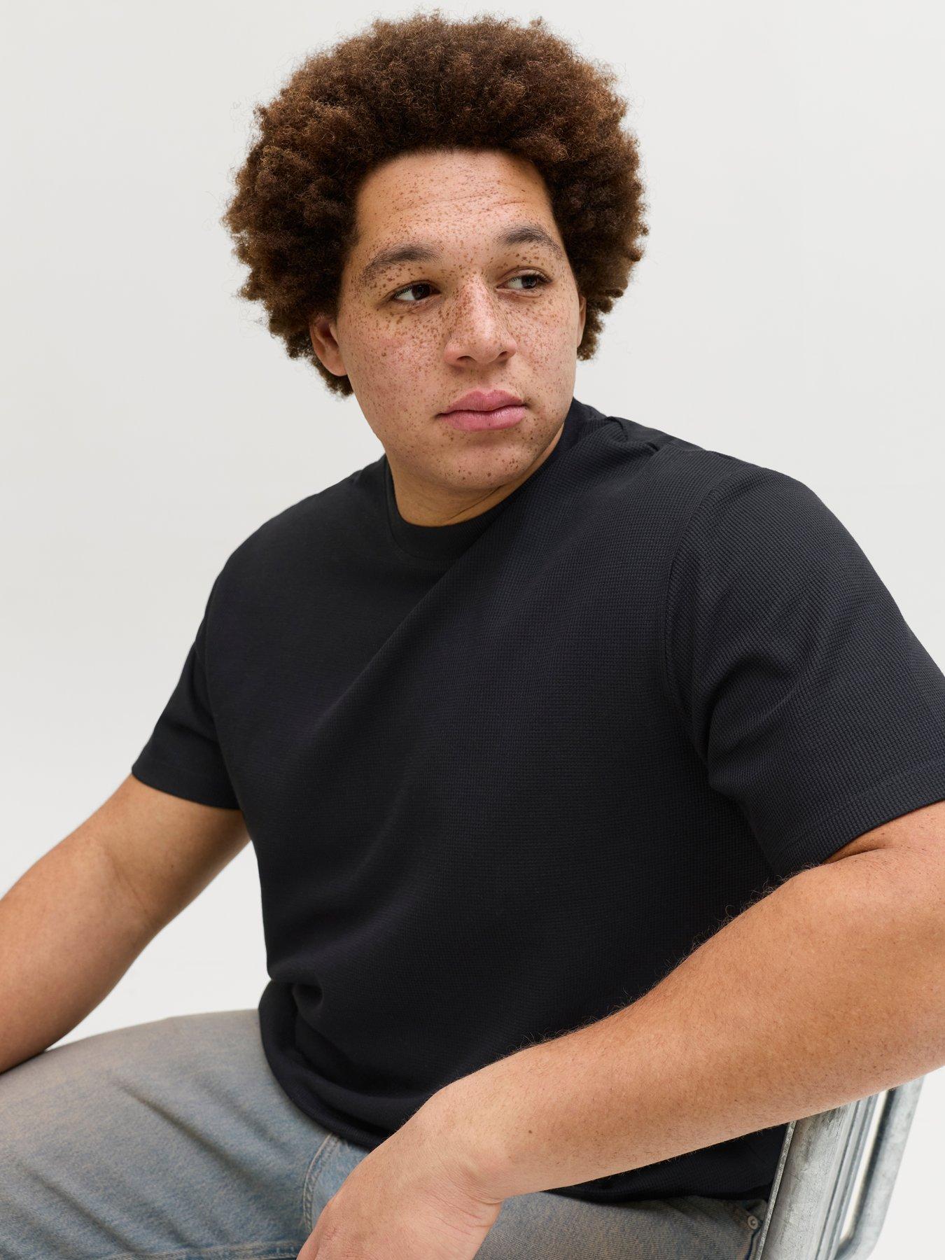 Image 4 of 5 of Jack & Jones Plus Austin T-Shirt - Black