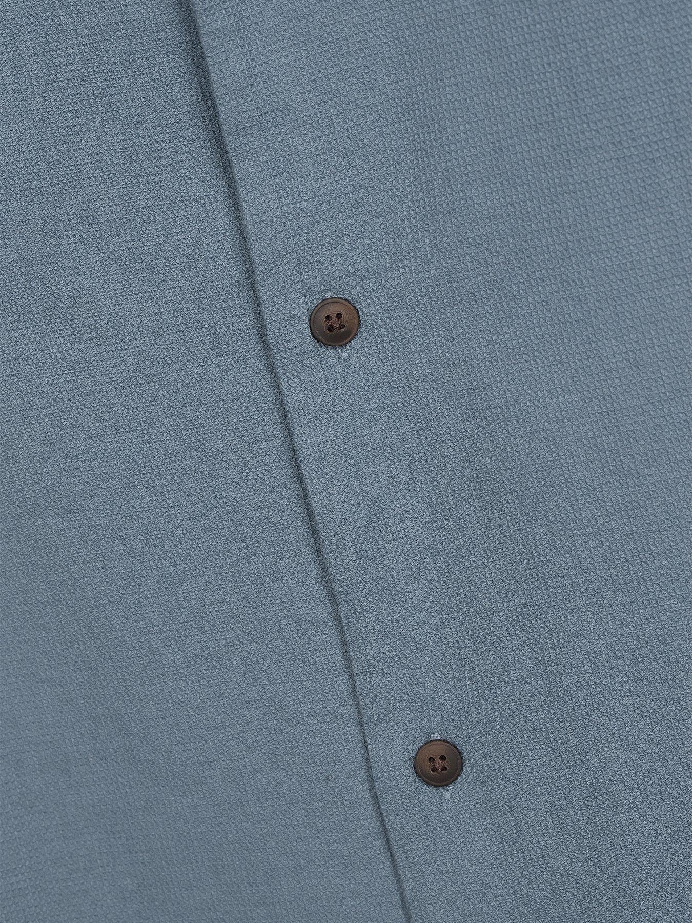 Image 4 of 5 of Jack & Jones Plus Waffle Resort Short Sleeve Shirt - Blue