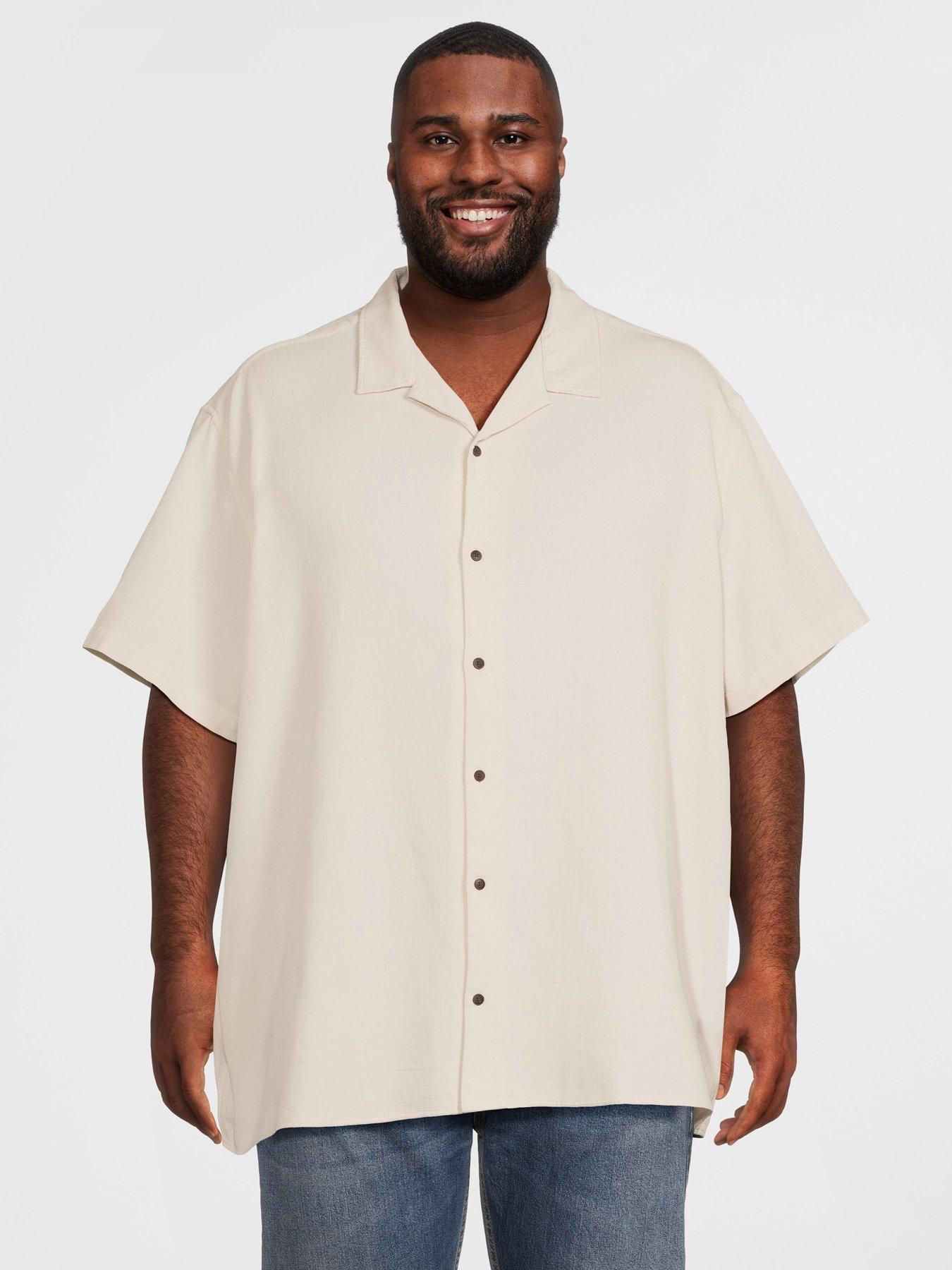 Image 1 of 5 of Jack & Jones Plus Waffle Resort Short Sleeve Shirt - Off White