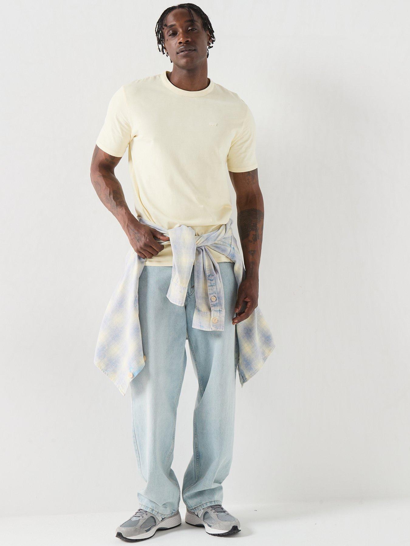Image 3 of 6 of Levi's Levi's Icon Logo T-shirt
