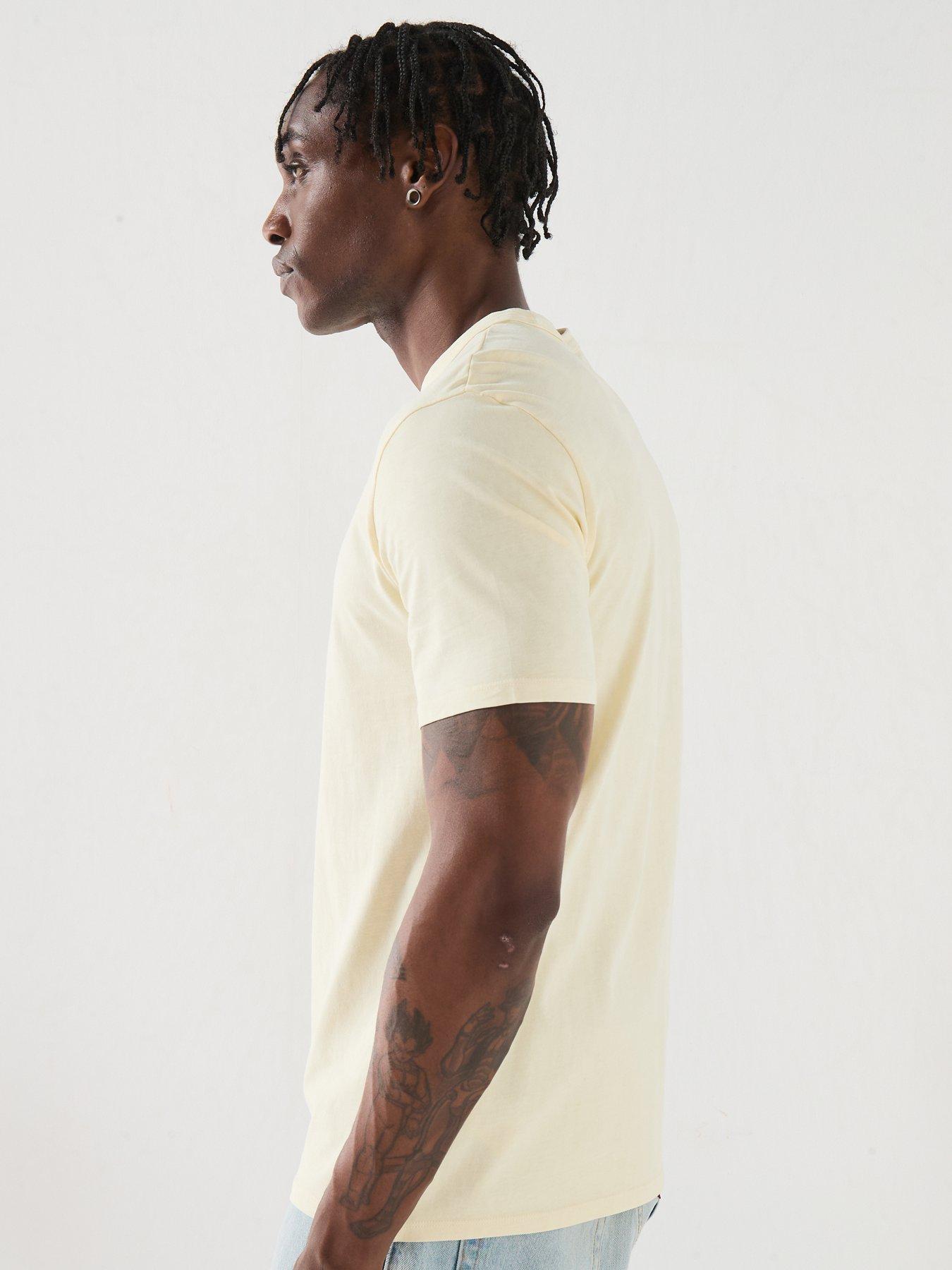 Image 6 of 6 of Levi's Levi's Icon Logo T-shirt