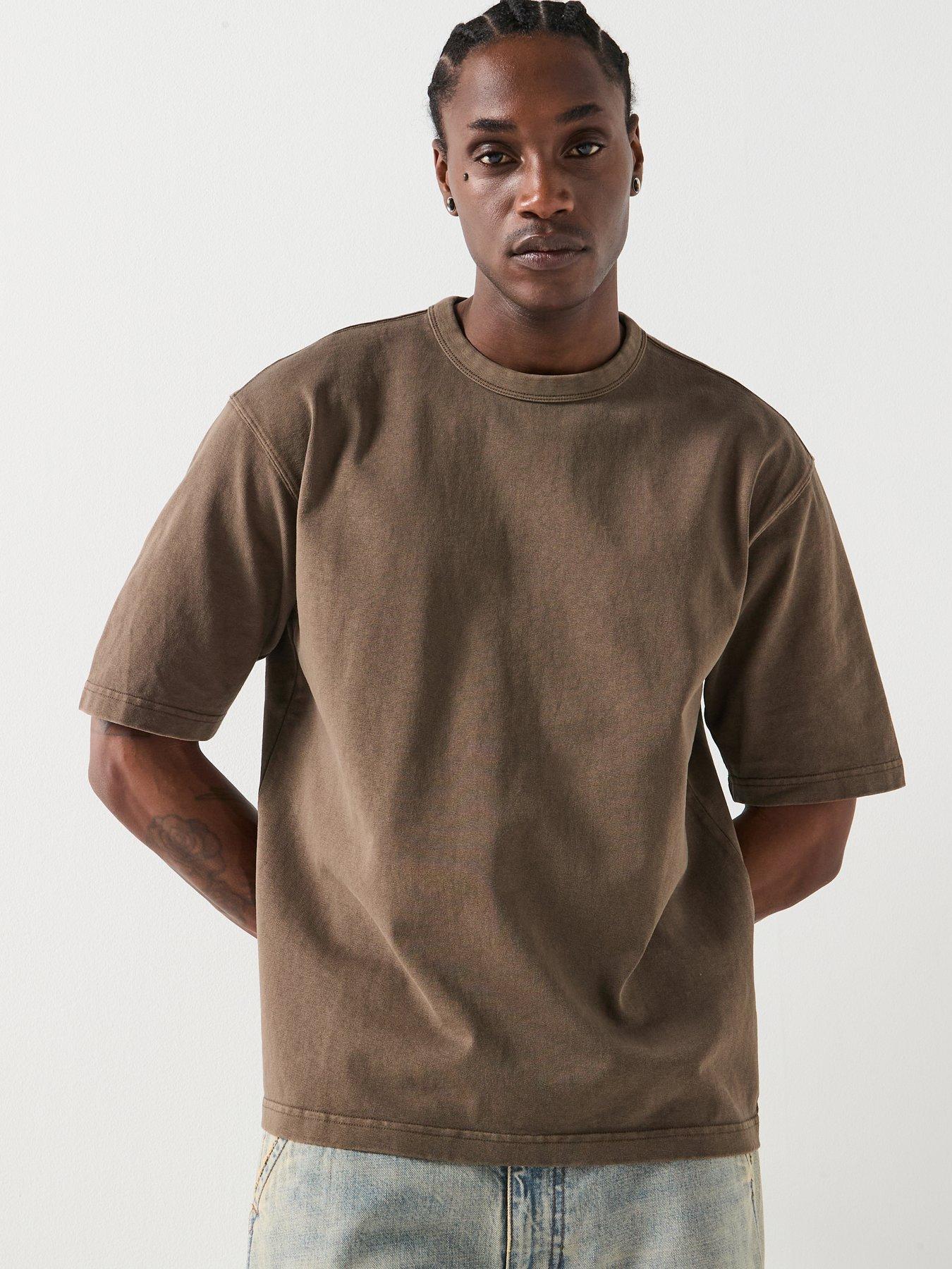 levis-heavyweight-loose-fit-t-shirt-browndetail