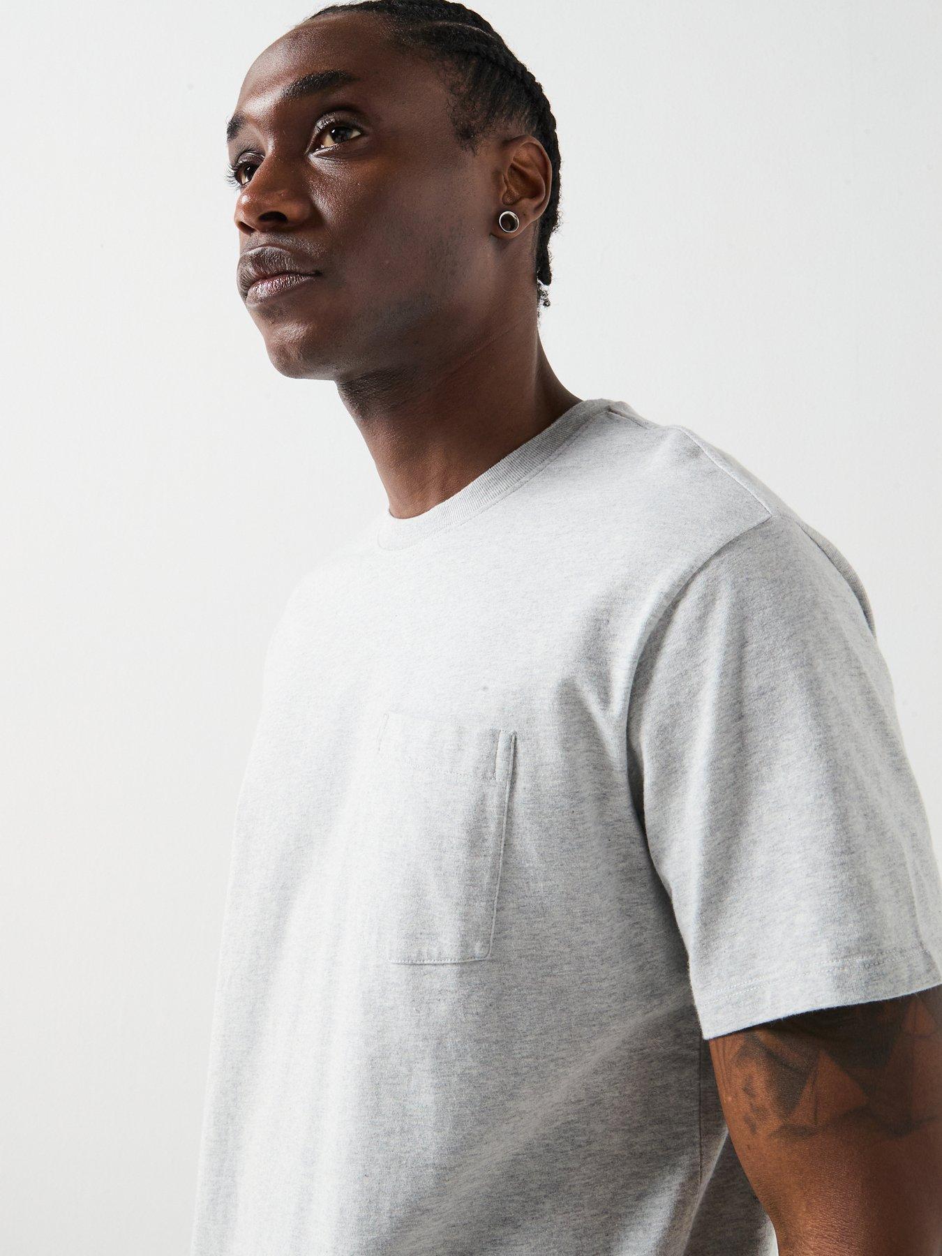 Image 5 of 6 of Levi's Pocket Heavyweight Relaxed Fit T-Shirt - Grey