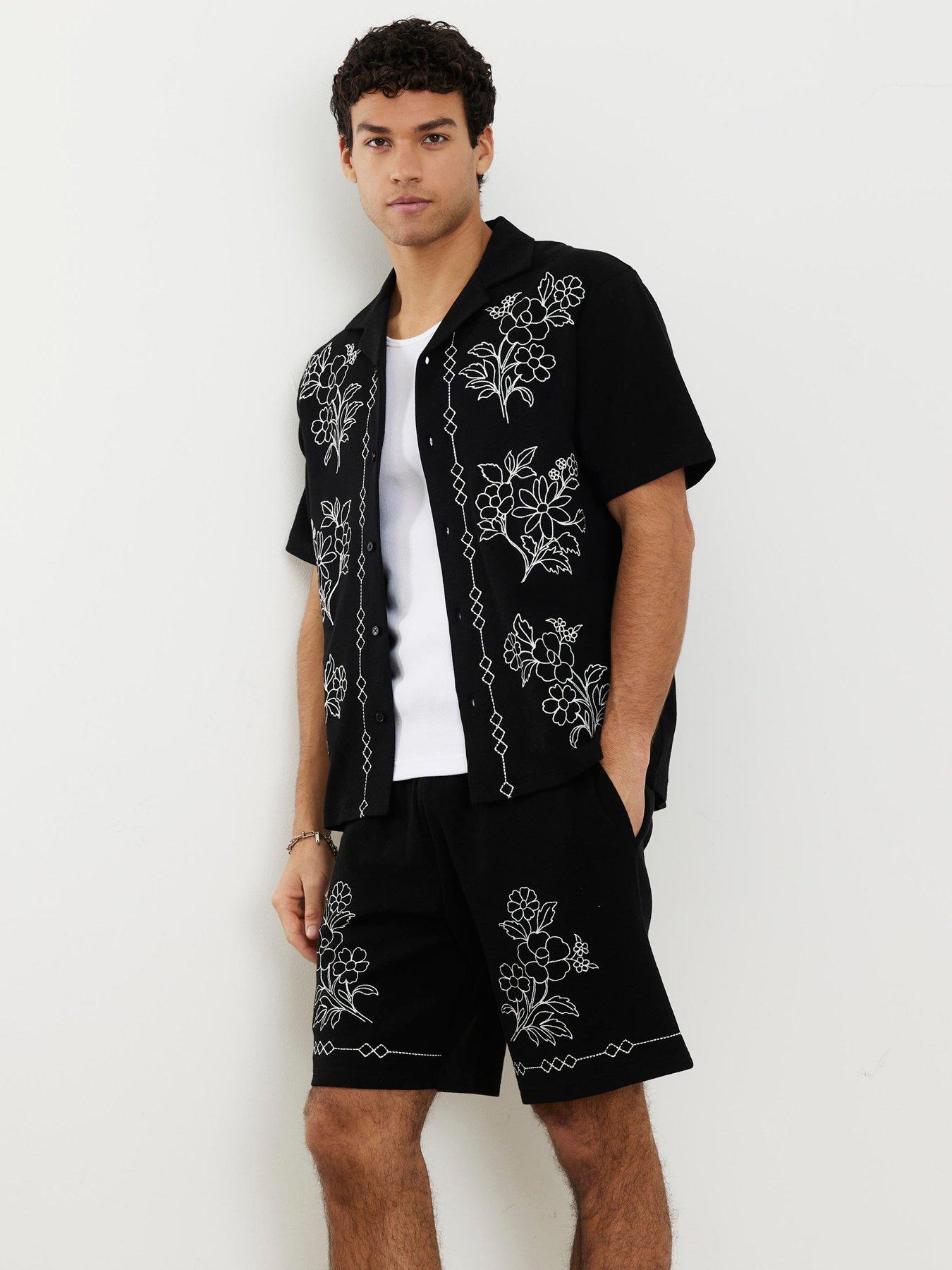 river-island-floral-embroidered-shorts-blackback