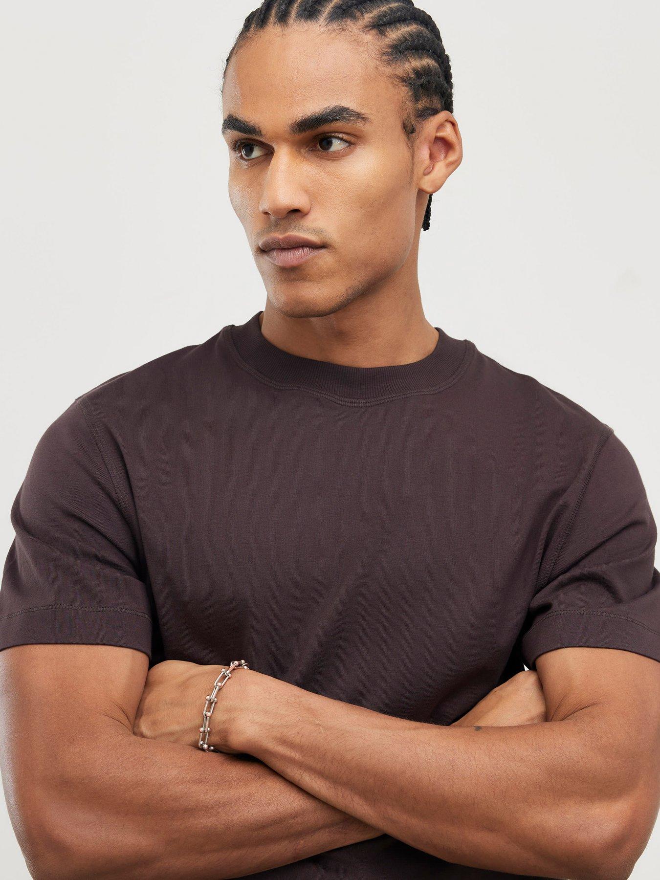 river-island-regular-essentials-short-sleeve-t-shirt-dark-brownoutfit