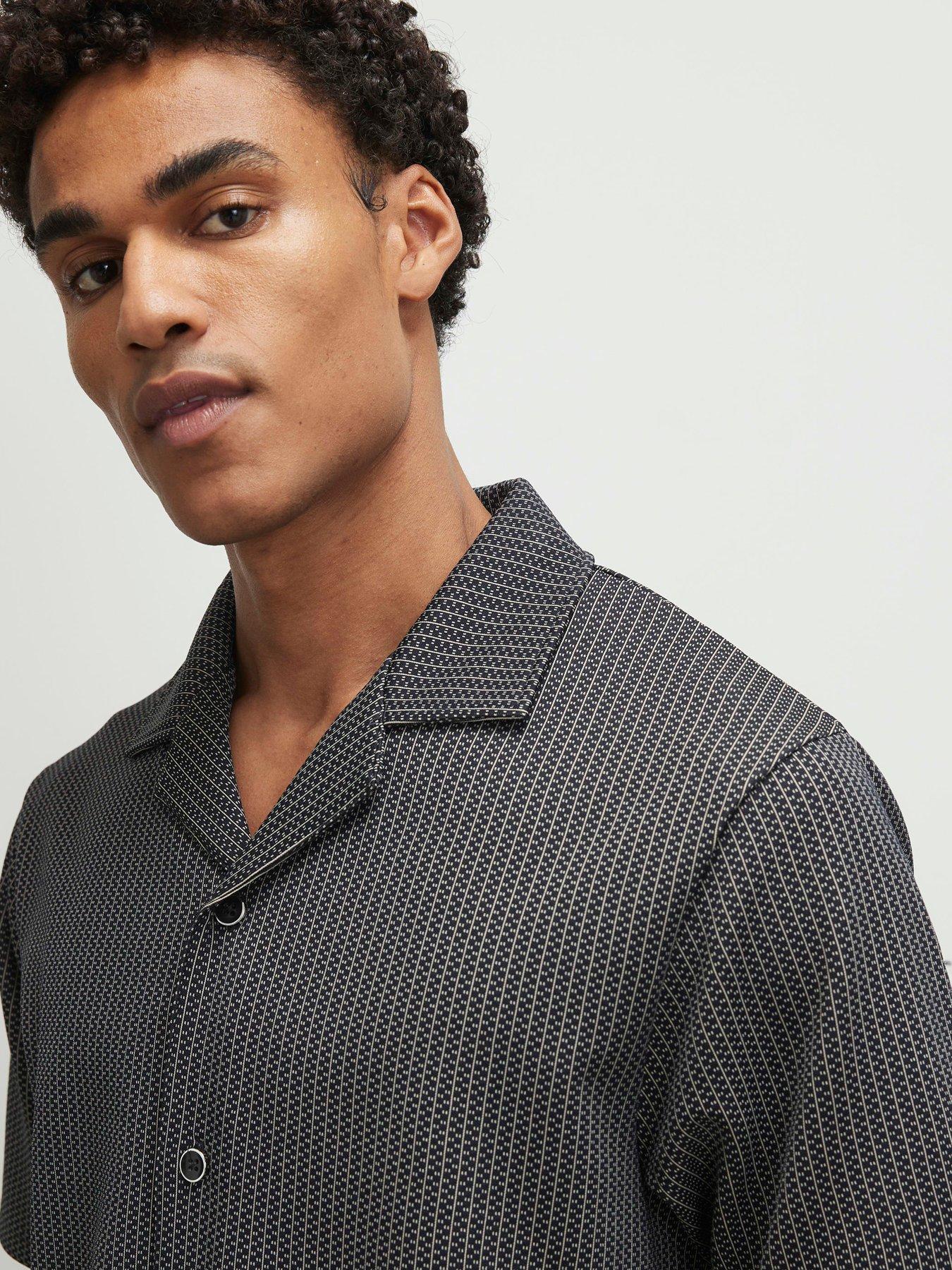 Image 3 of 6 of River Island Check Jacquard Short Sleeve Shirt - Beige