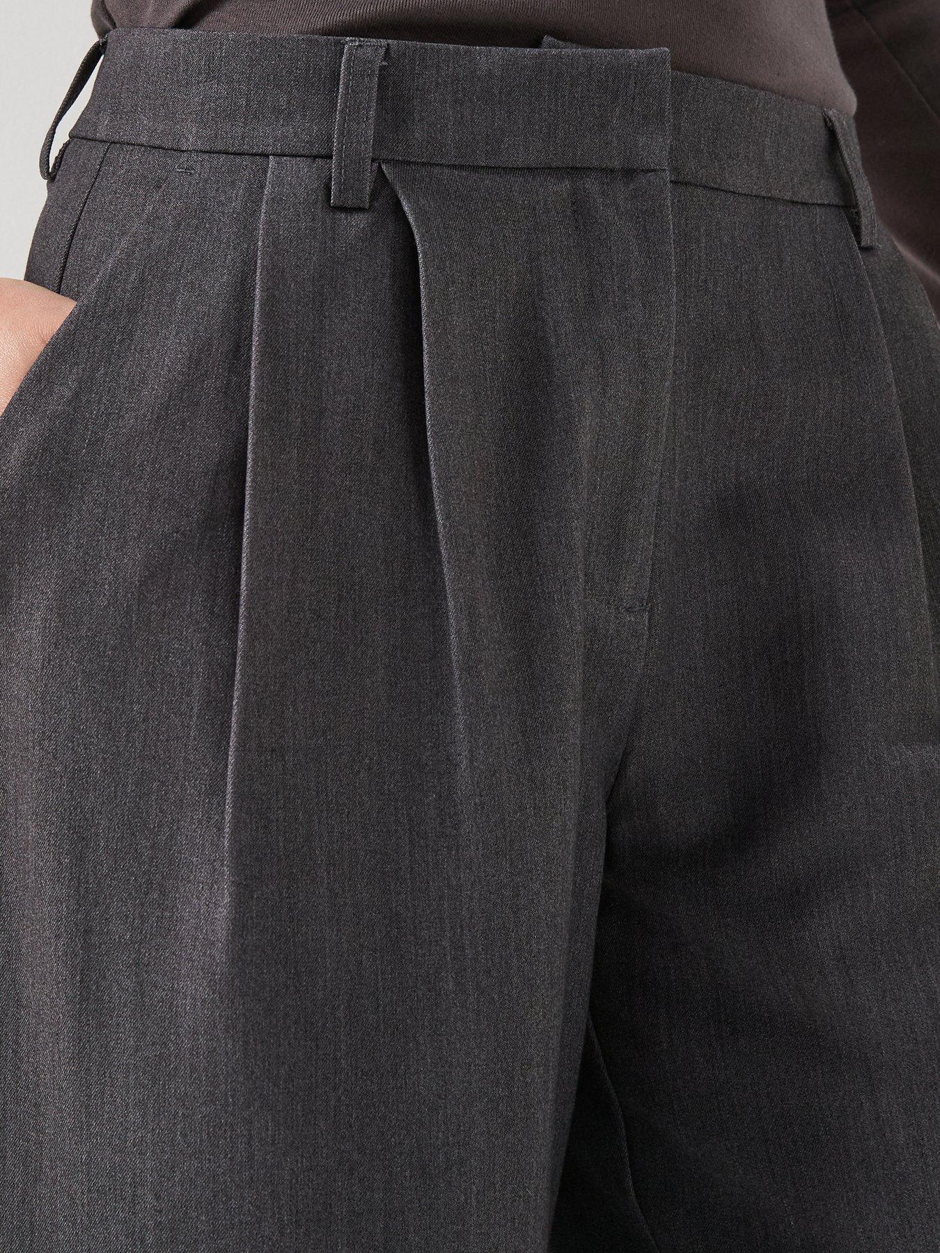 only-hattie-high-waisted-pleated-straight-trouser-greydetail
