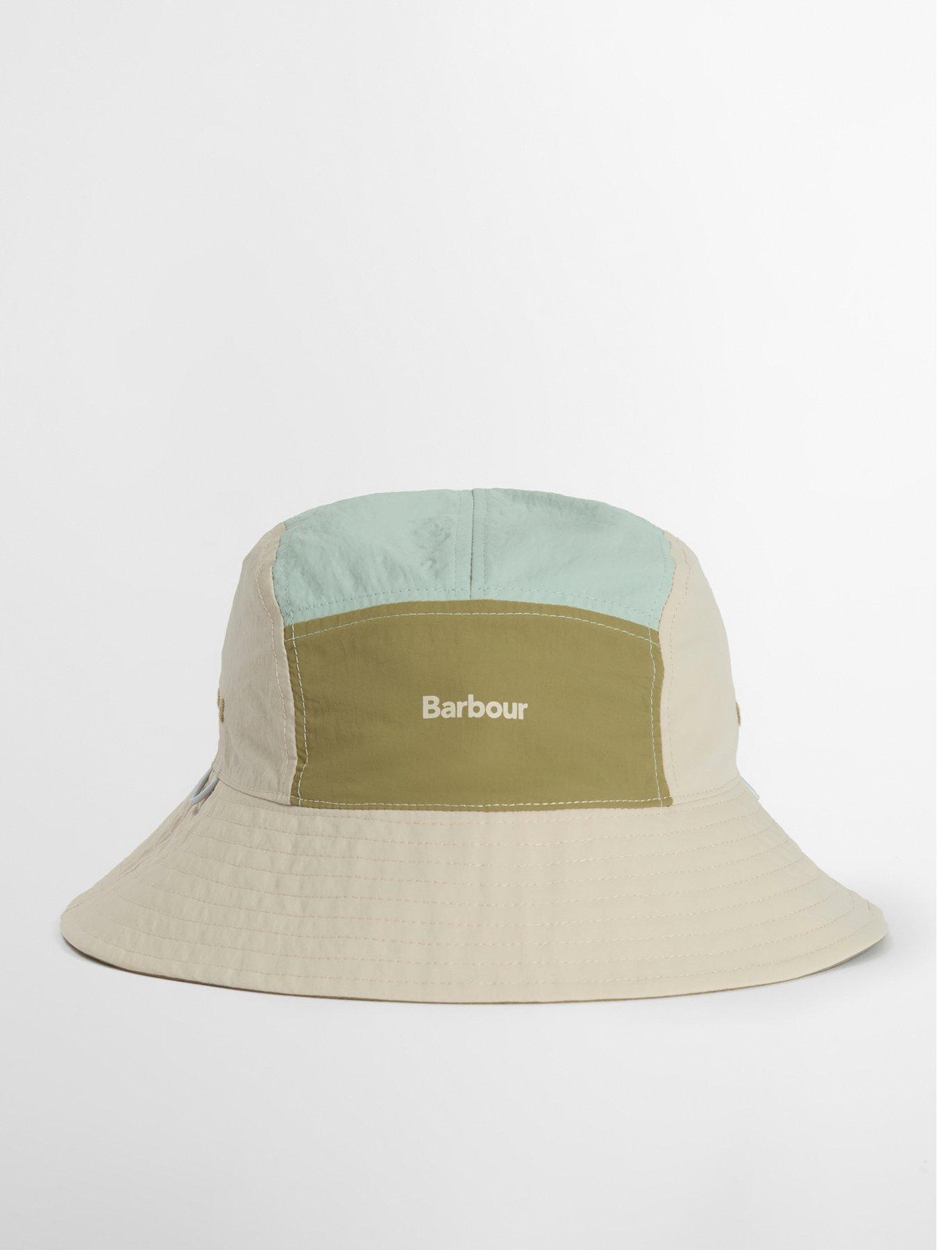 barbour-festival-reversible-bucket-hat-light-greenoutfit