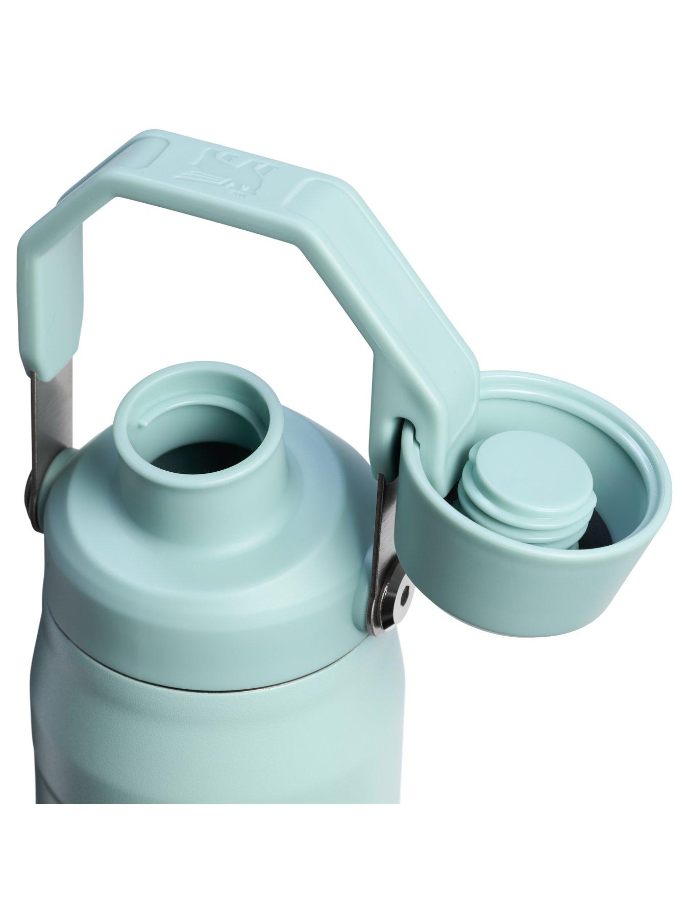 stanley-1913-iceflow-bottle-fast-flow-07l-seafoamoutfit