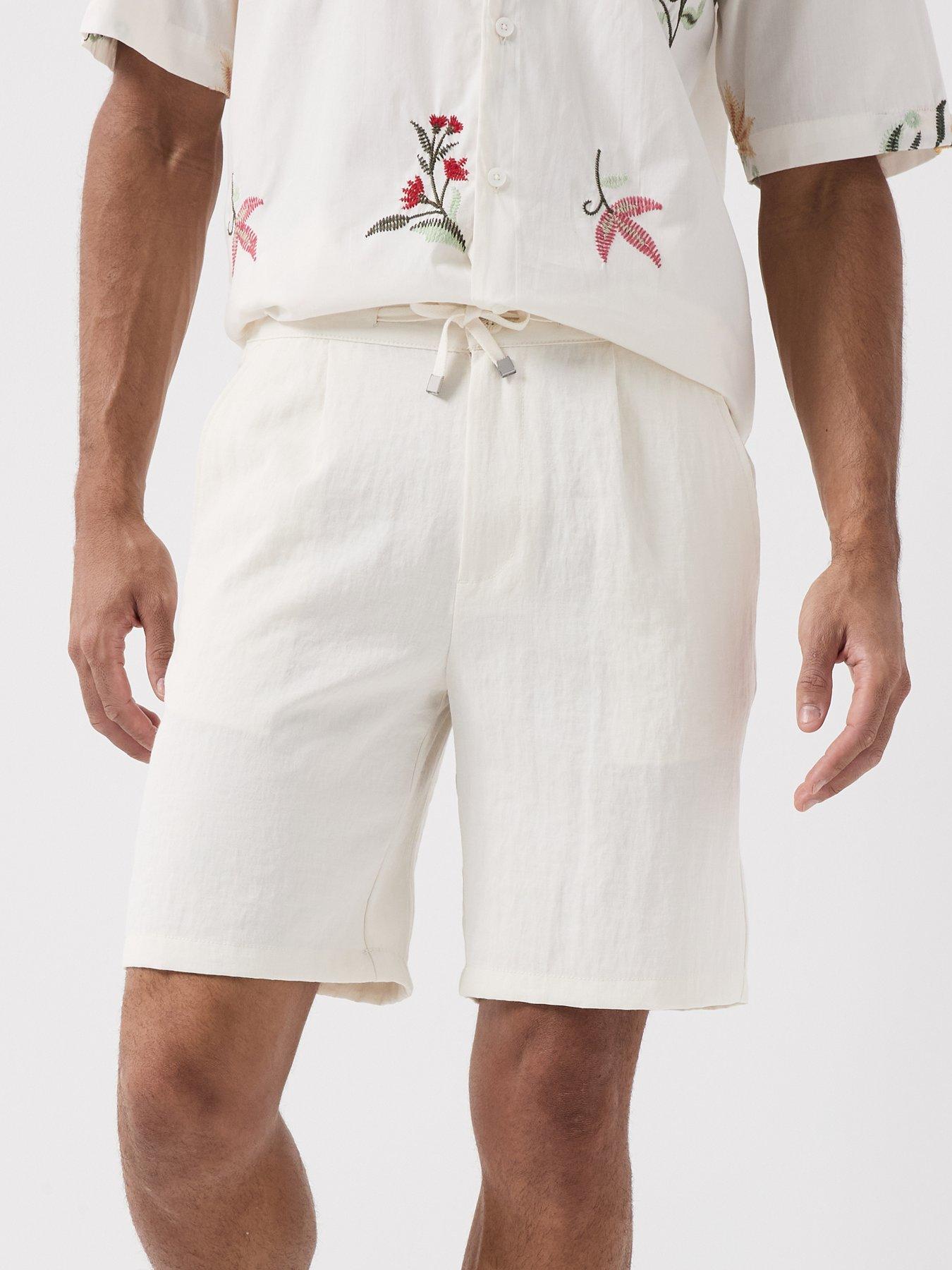 Image 4 of 6 of ONLY & SONS Wake Loose Shorts - Cream