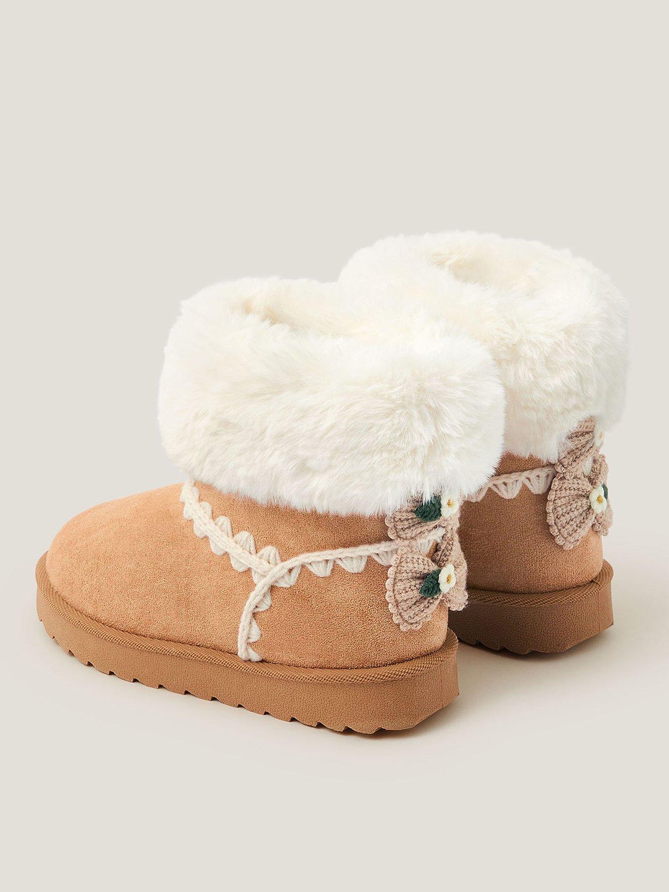 monsoon-girls-crafty-flower-bow-boots-beigestillFront