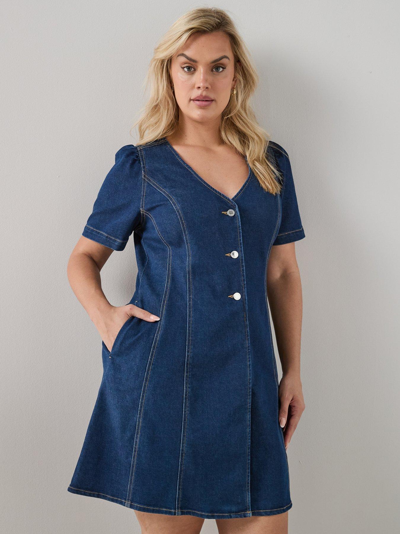 dresses for size 14 women Midsize spring with sleeves as a 14. Say OUTFIT details. Let me know your fav! #midsizestyle #size14 #midsizeoutfit #springdress Discover the perfect blend of sophistication and style with the Primavera Curvy 14064 Short Plus Size Homecoming Dress Evening Dresses Size 14 |