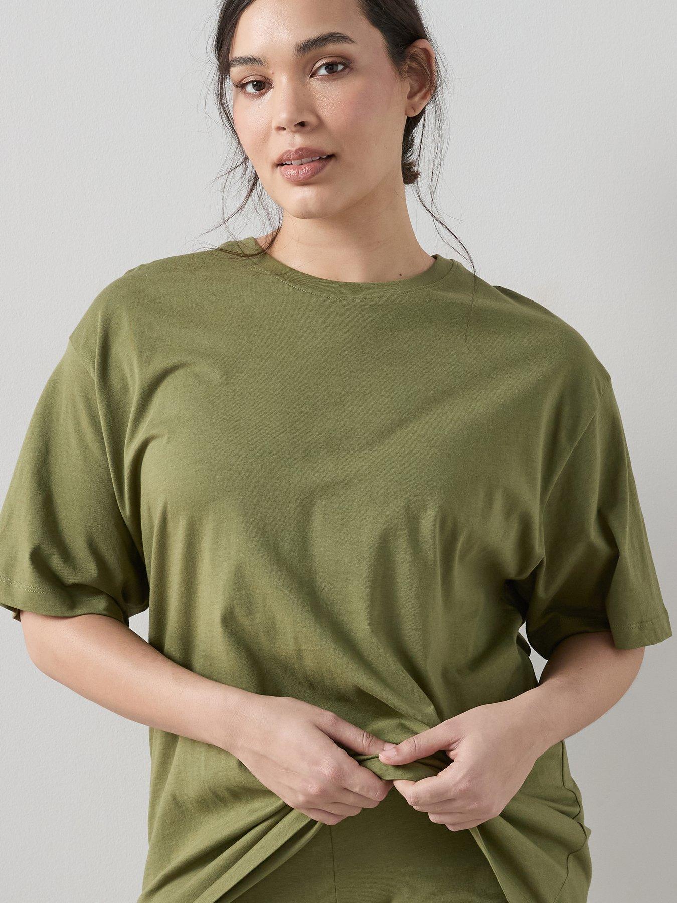 Image 5 of 6 of The Very Collection Curve Oversized T-Shirt &amp; Cycling Short Set