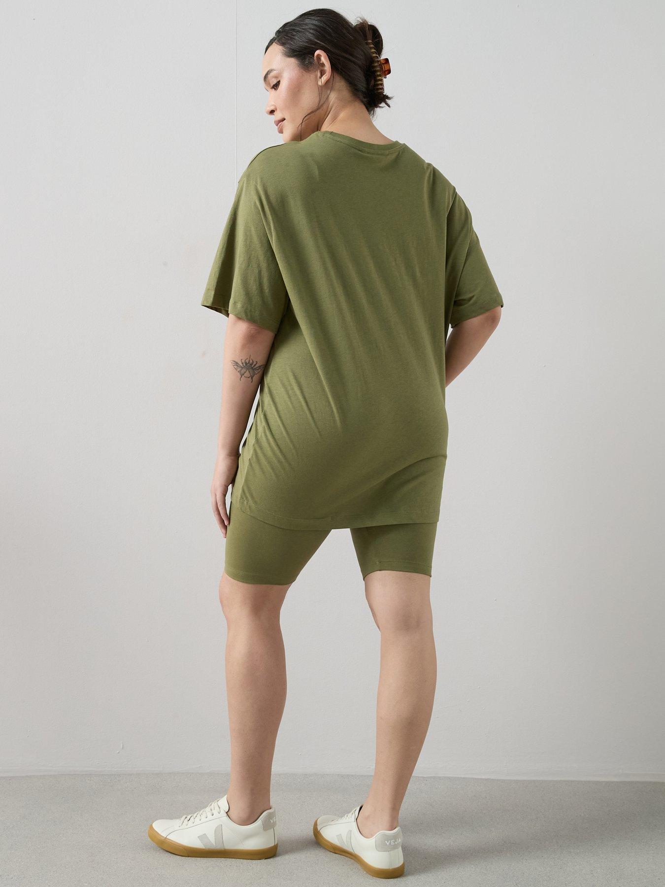 Image 6 of 6 of The Very Collection Curve Oversized T-Shirt &amp; Cycling Short Set