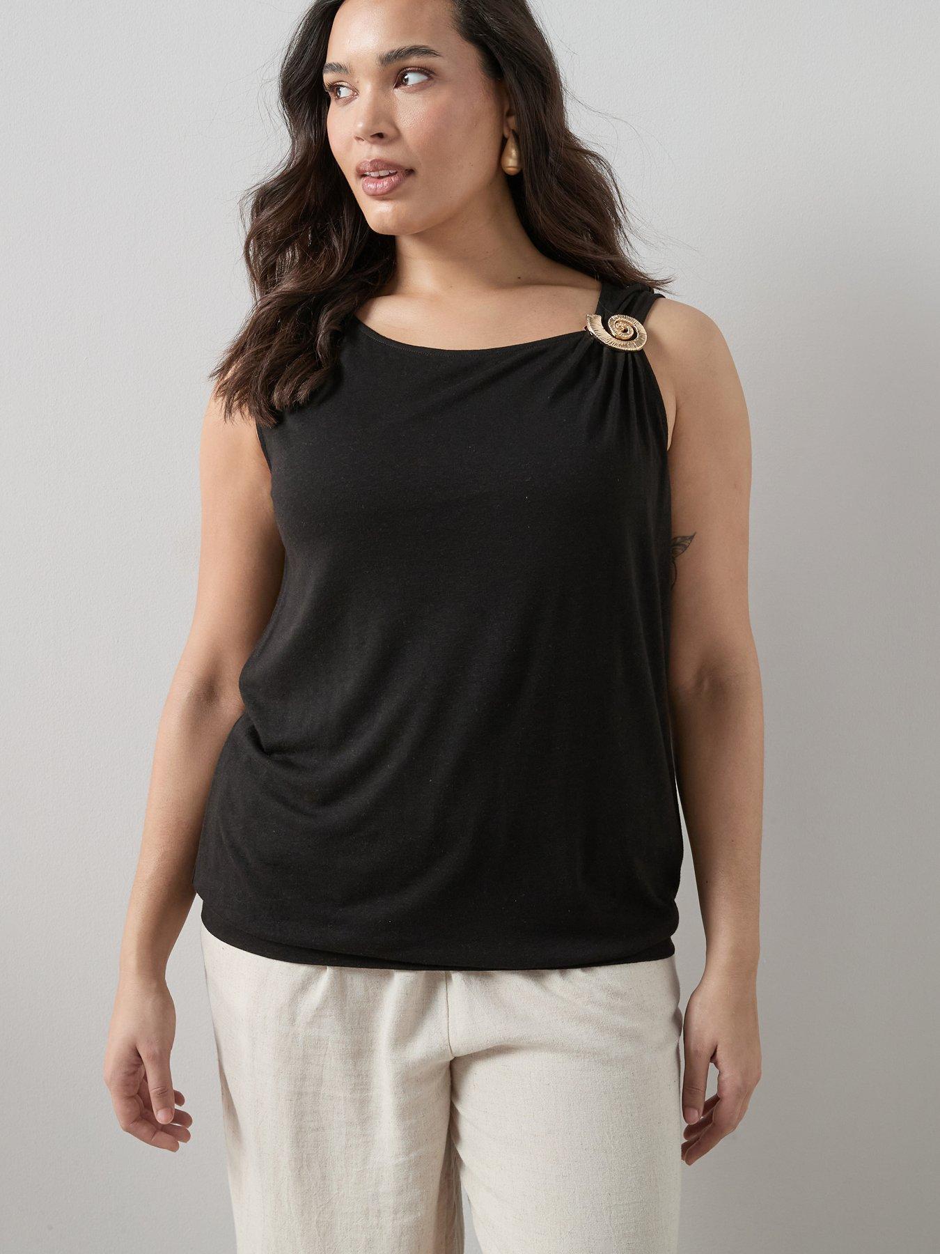 The Very Collection Curve Shell Trim Banded Hem Top