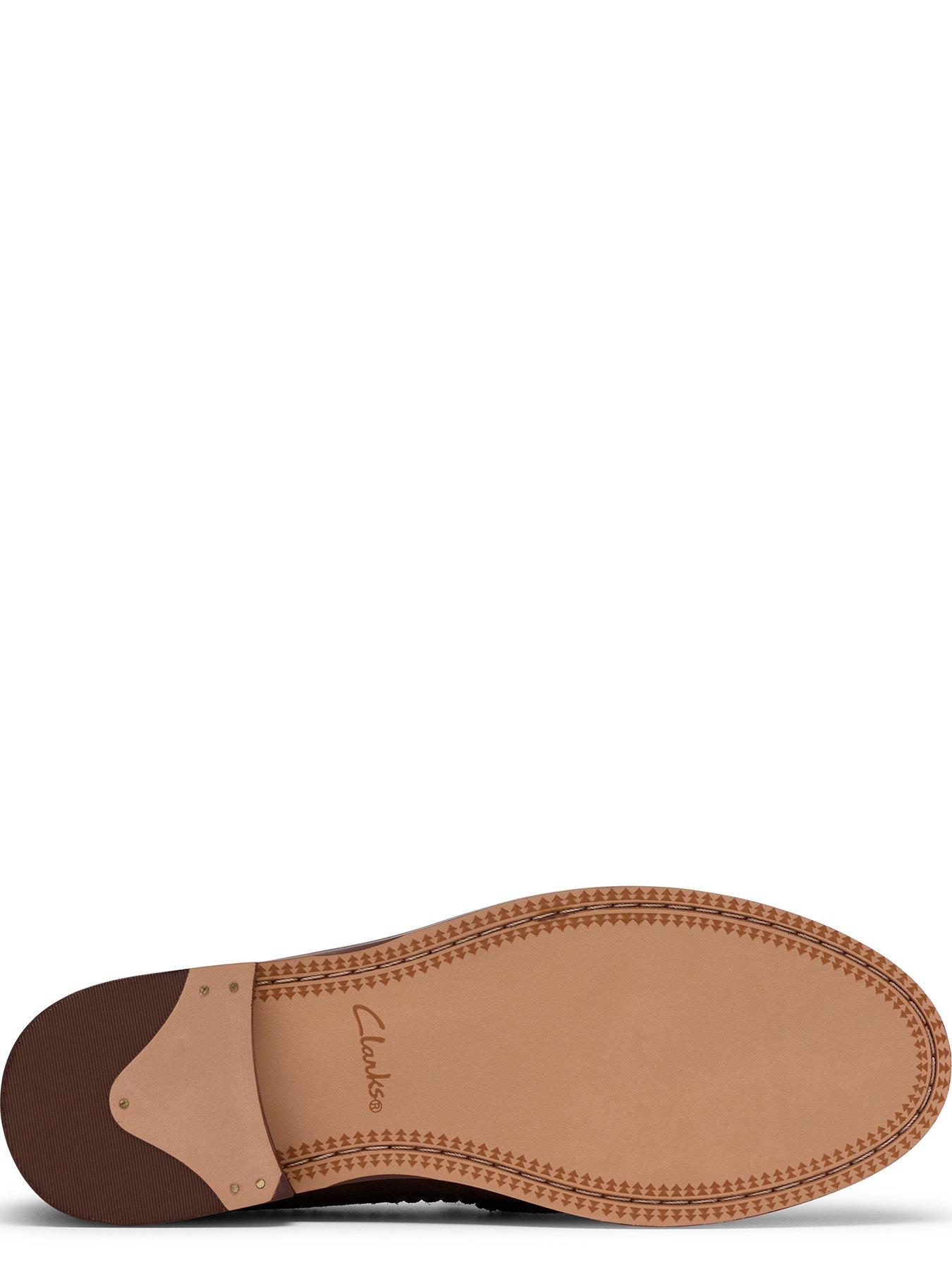 clarks-straven-edge-shoes-cow-printdetail