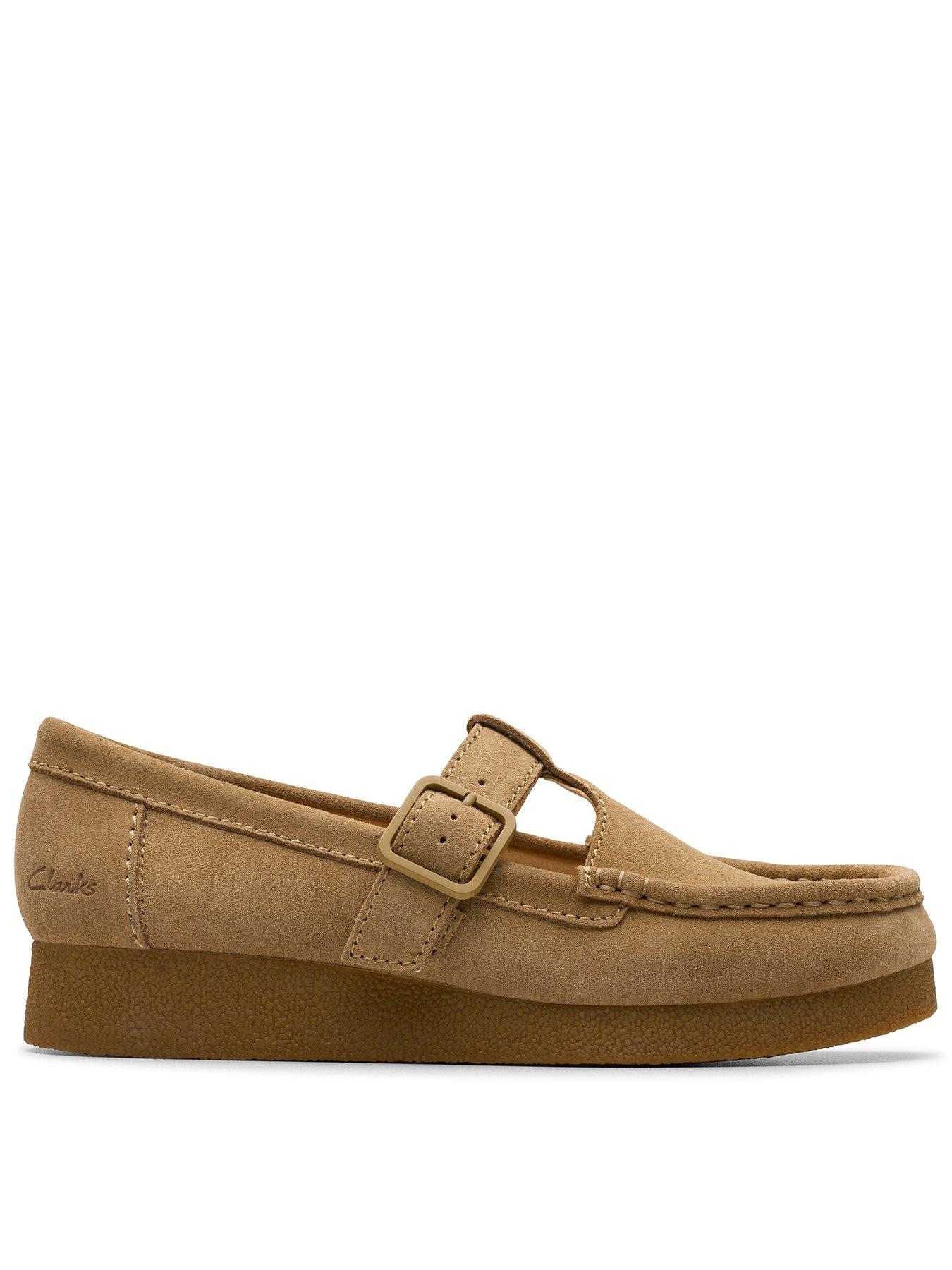 clarks-wallabeeevobar-shoes-dark-sand-suede