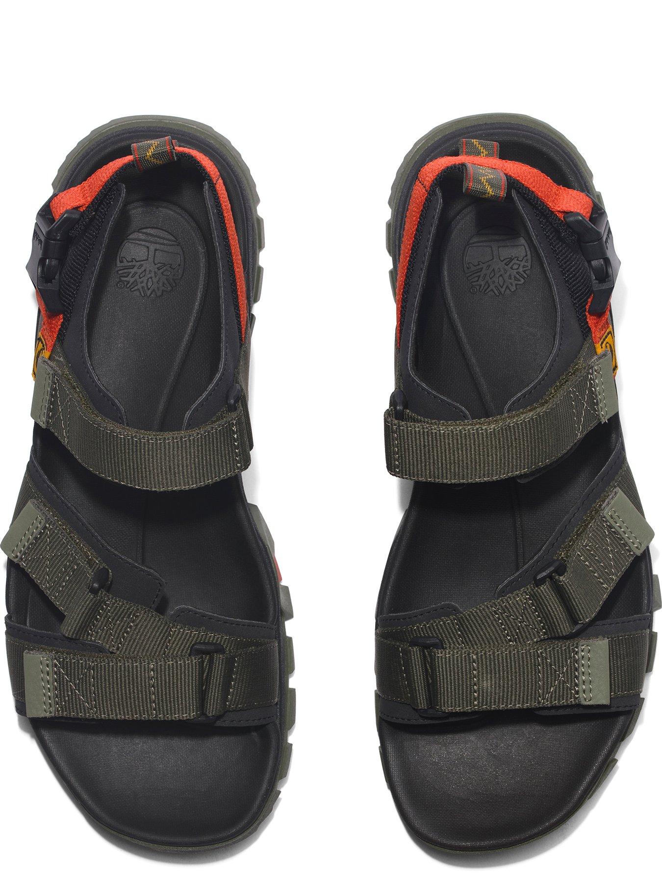 timberland-timberland-garrison-trail-sandal-dark-greenoutfit