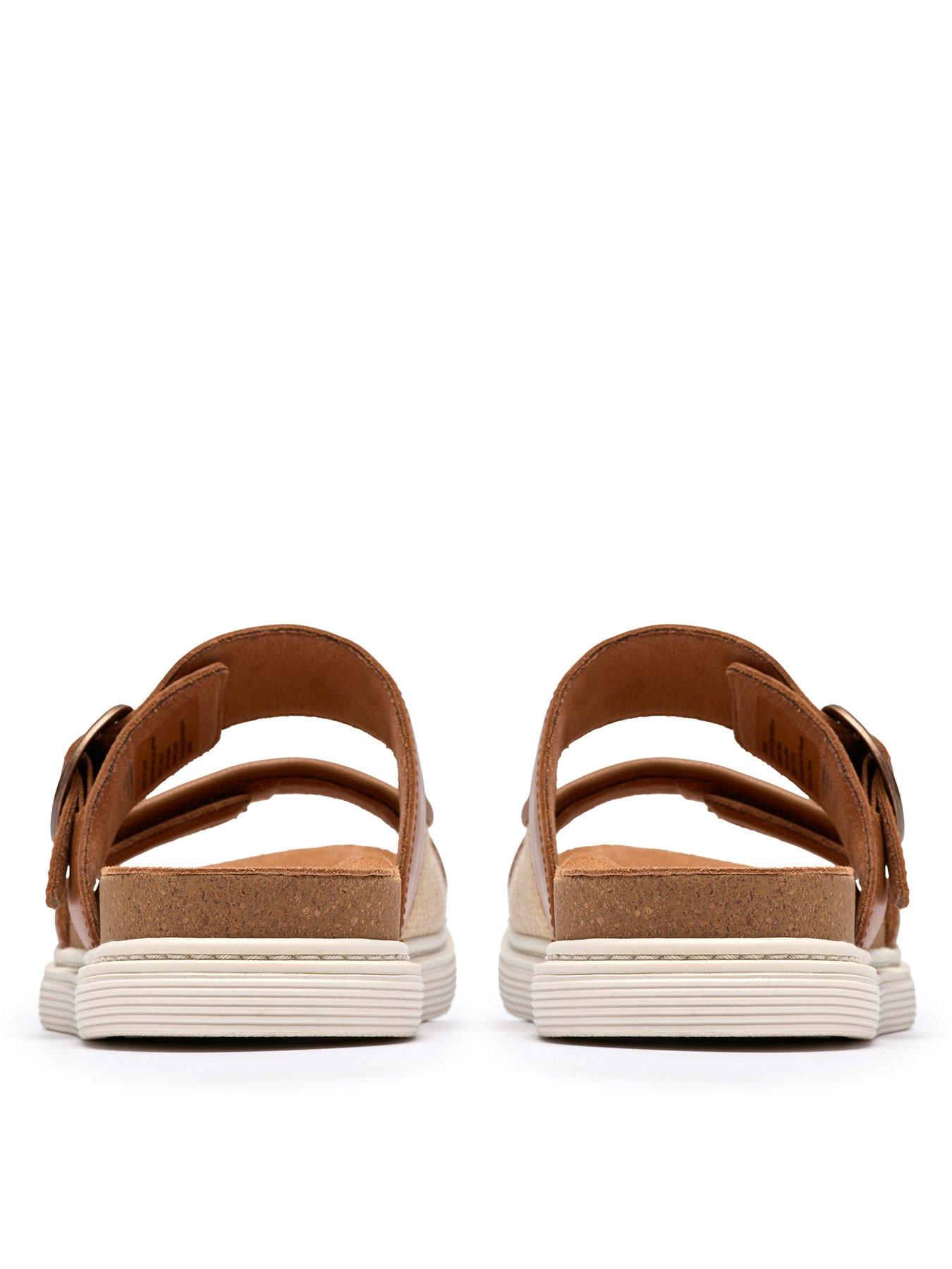clarks-arwell-step-sandals-tan-leatherback