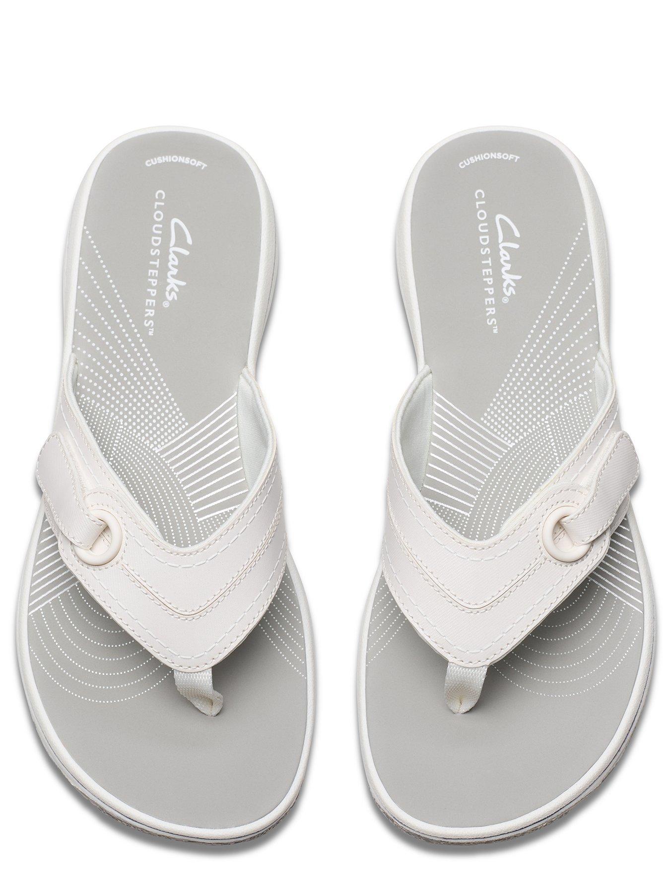 clarks-brinkley-reyna-sandals-whiteoutfit