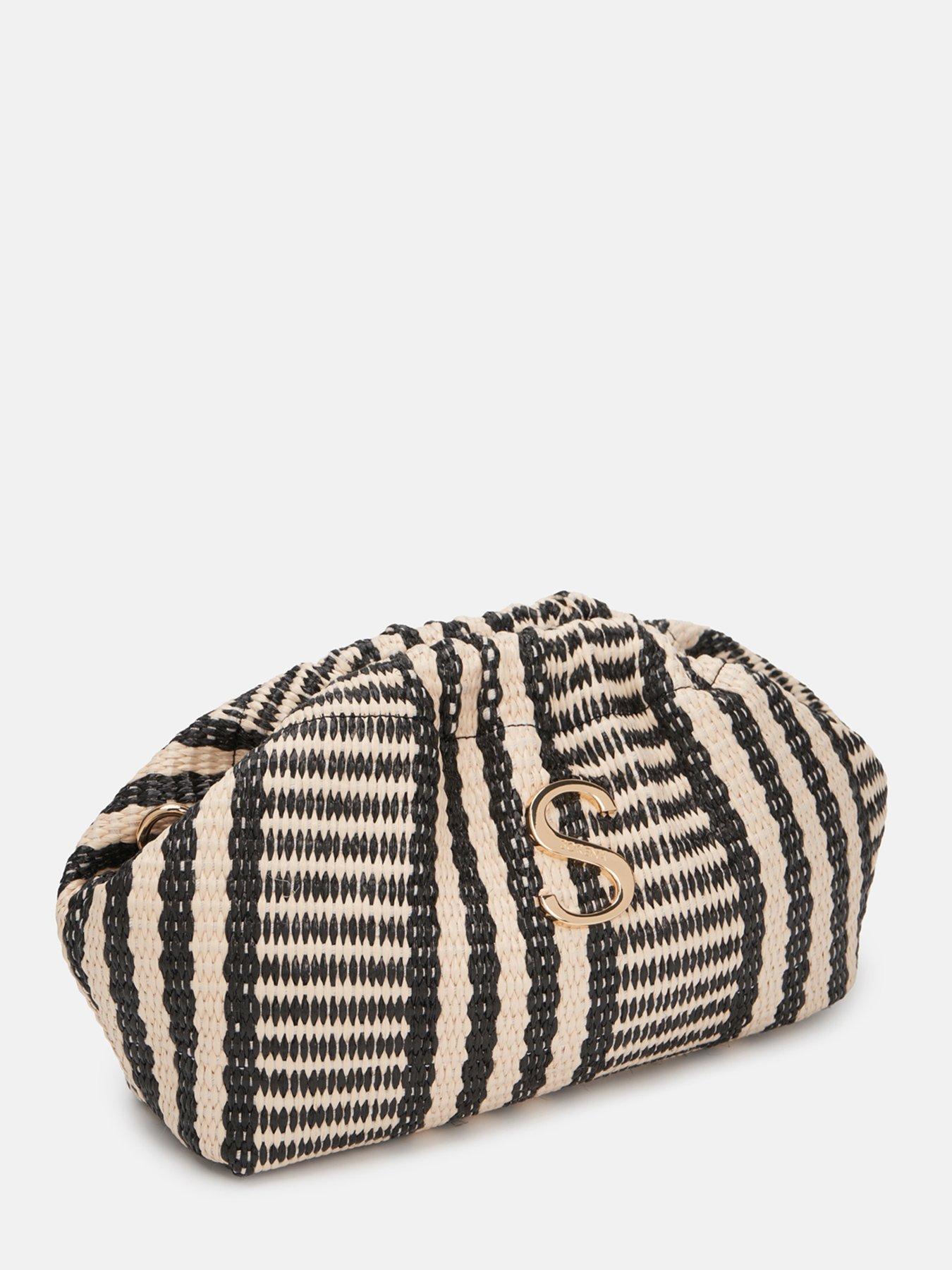 sorena-ammos-large-bucket-bag-blackdetail
