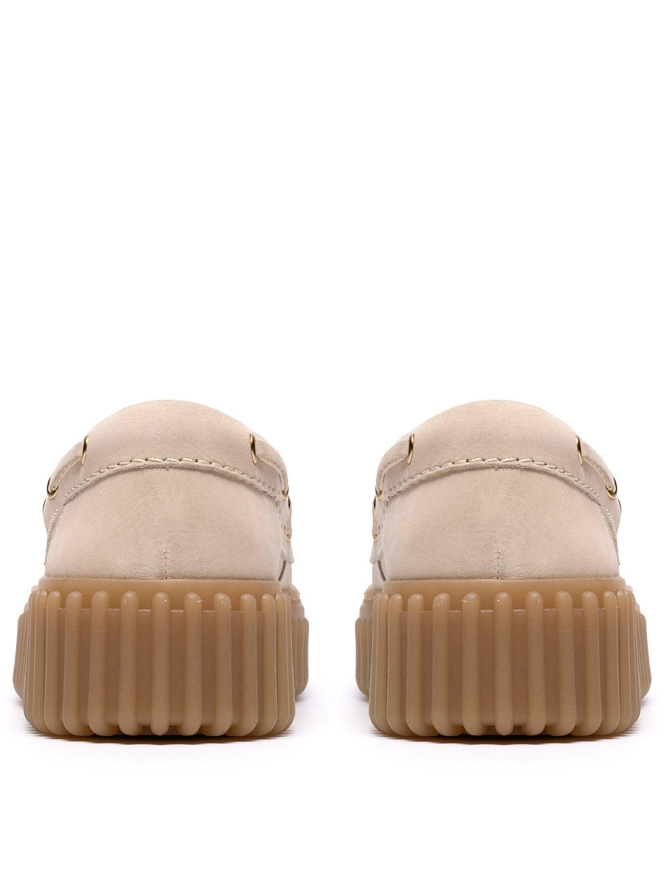 clarks-torhill-boat-shoes-cream-nubuckback