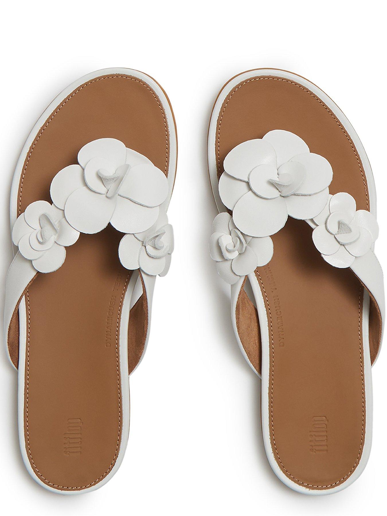 fitflop-gracie-flower-leather-flip-flops-urban-whitedetail