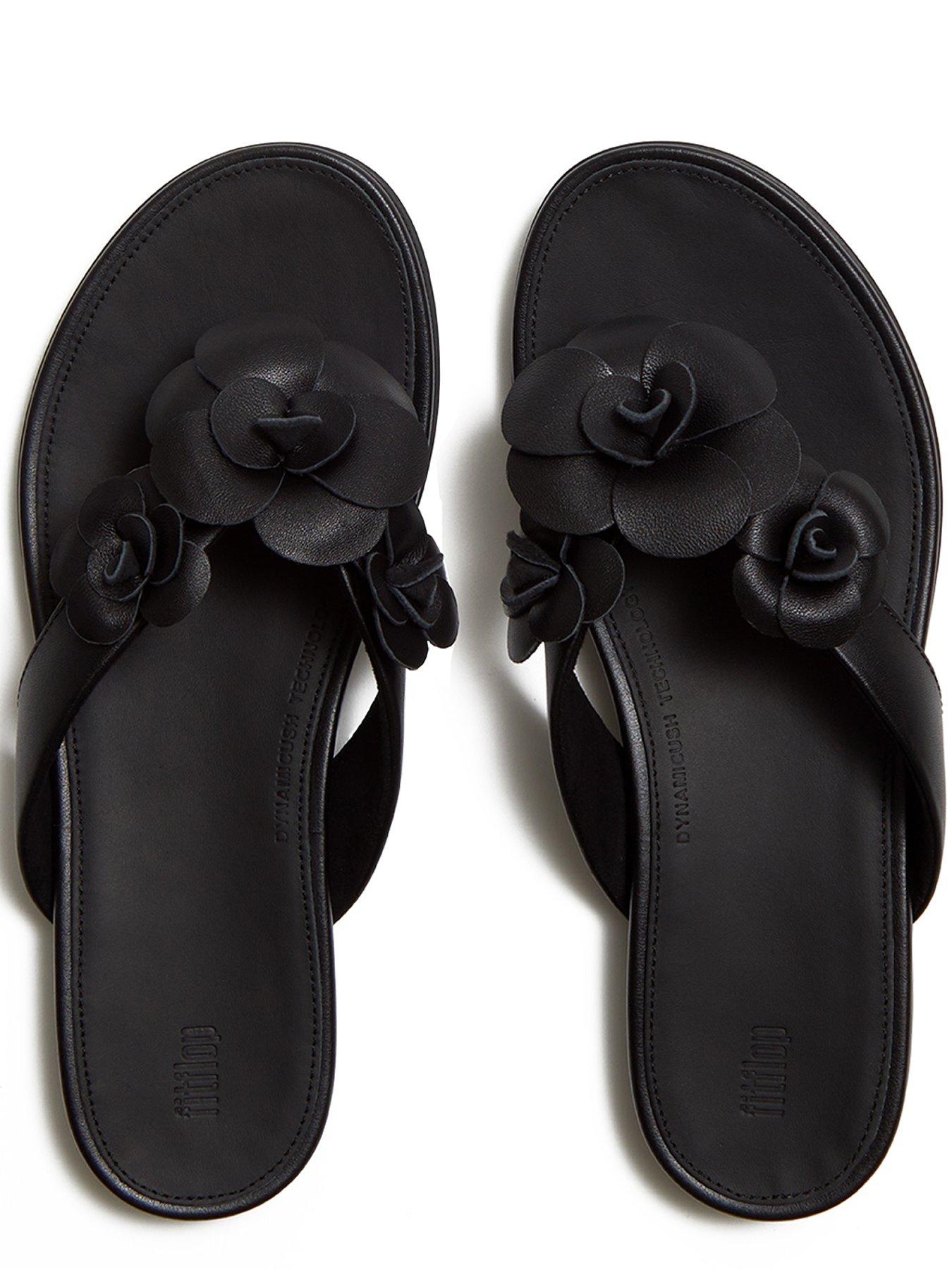 fitflop-gracie-flower-leather-flip-flops-blackdetail