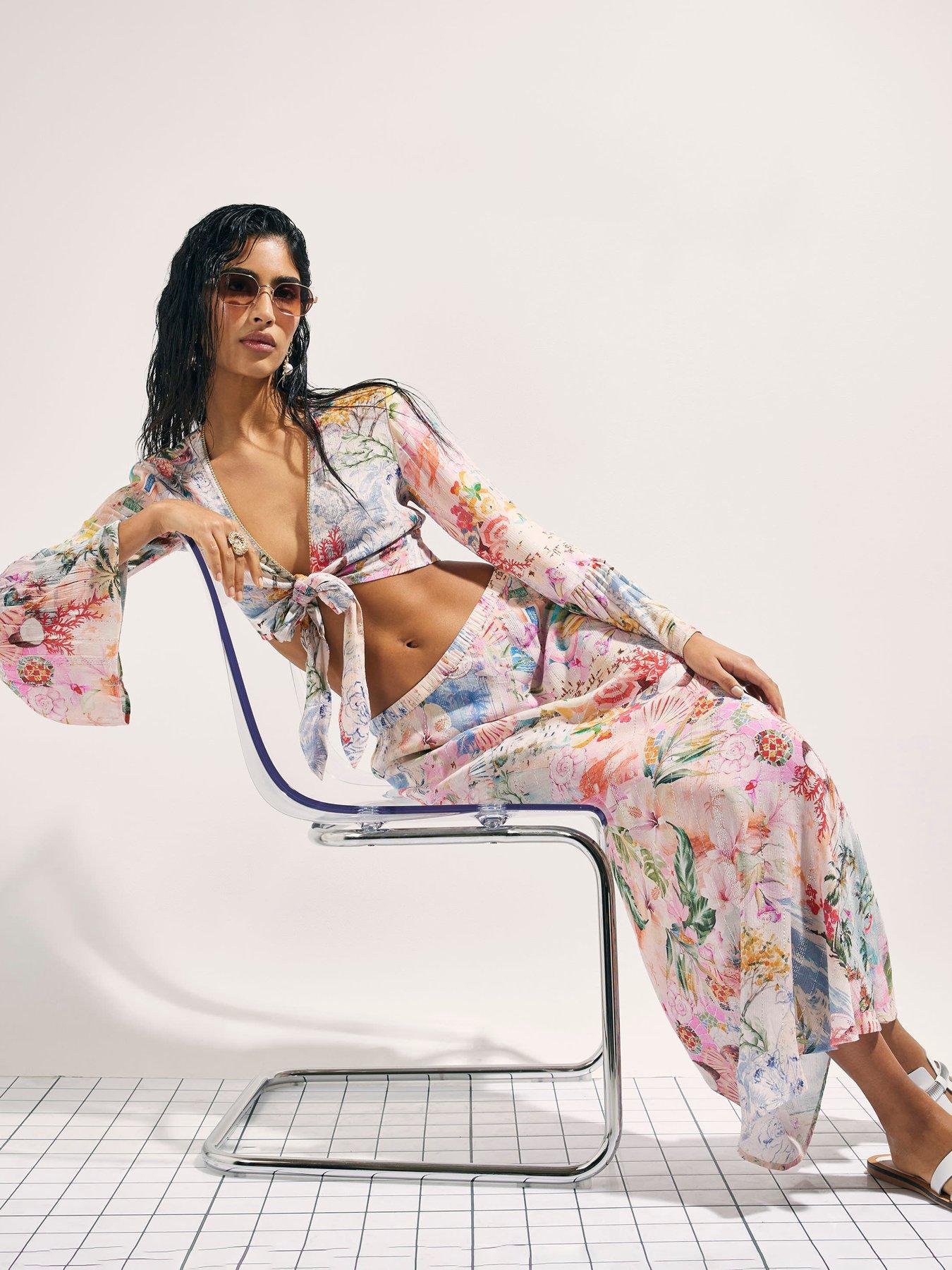river-island-graphic-print-maxi-beach-skirt-pinkback