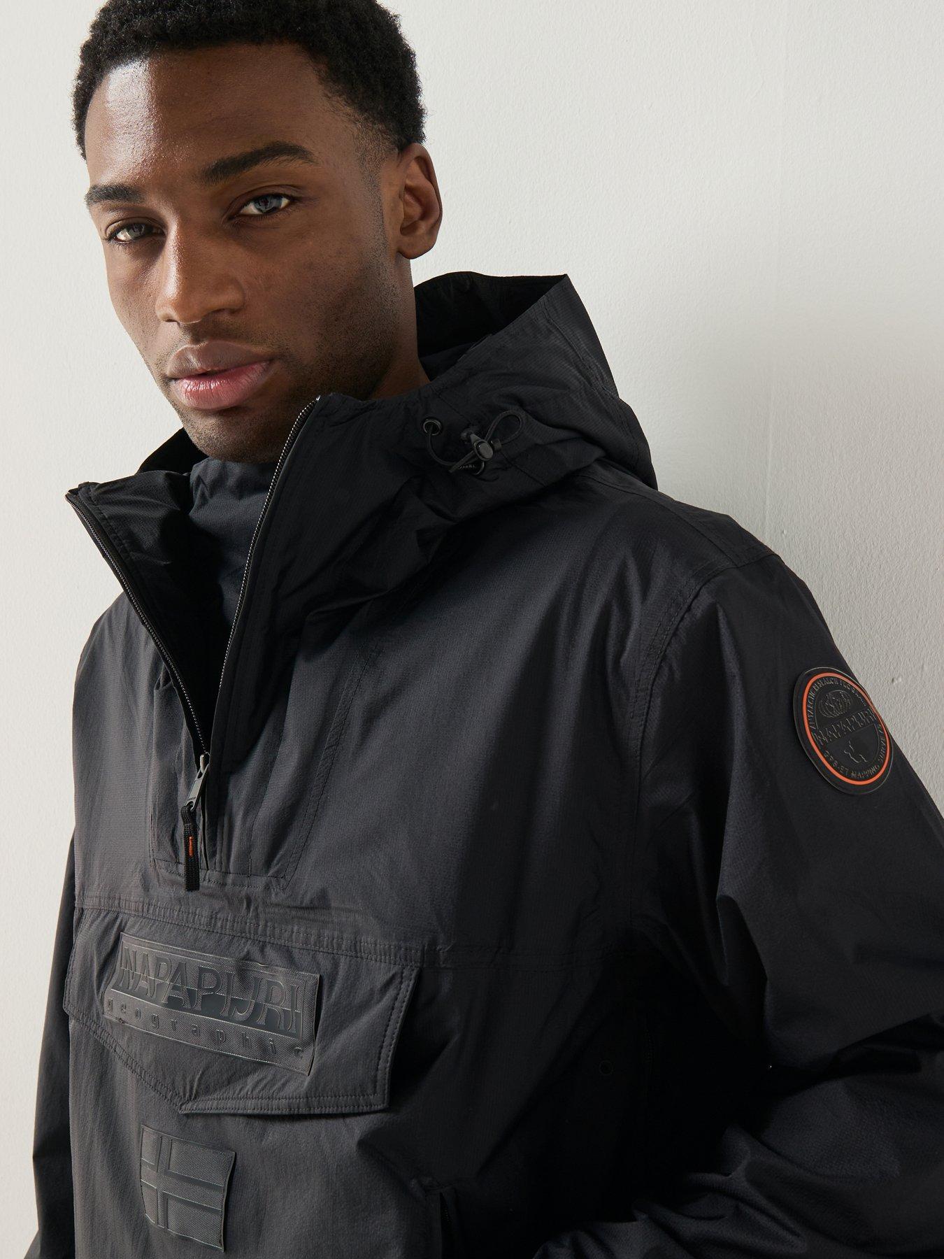 napapijri-mens-next-raincoat-blackoutfit