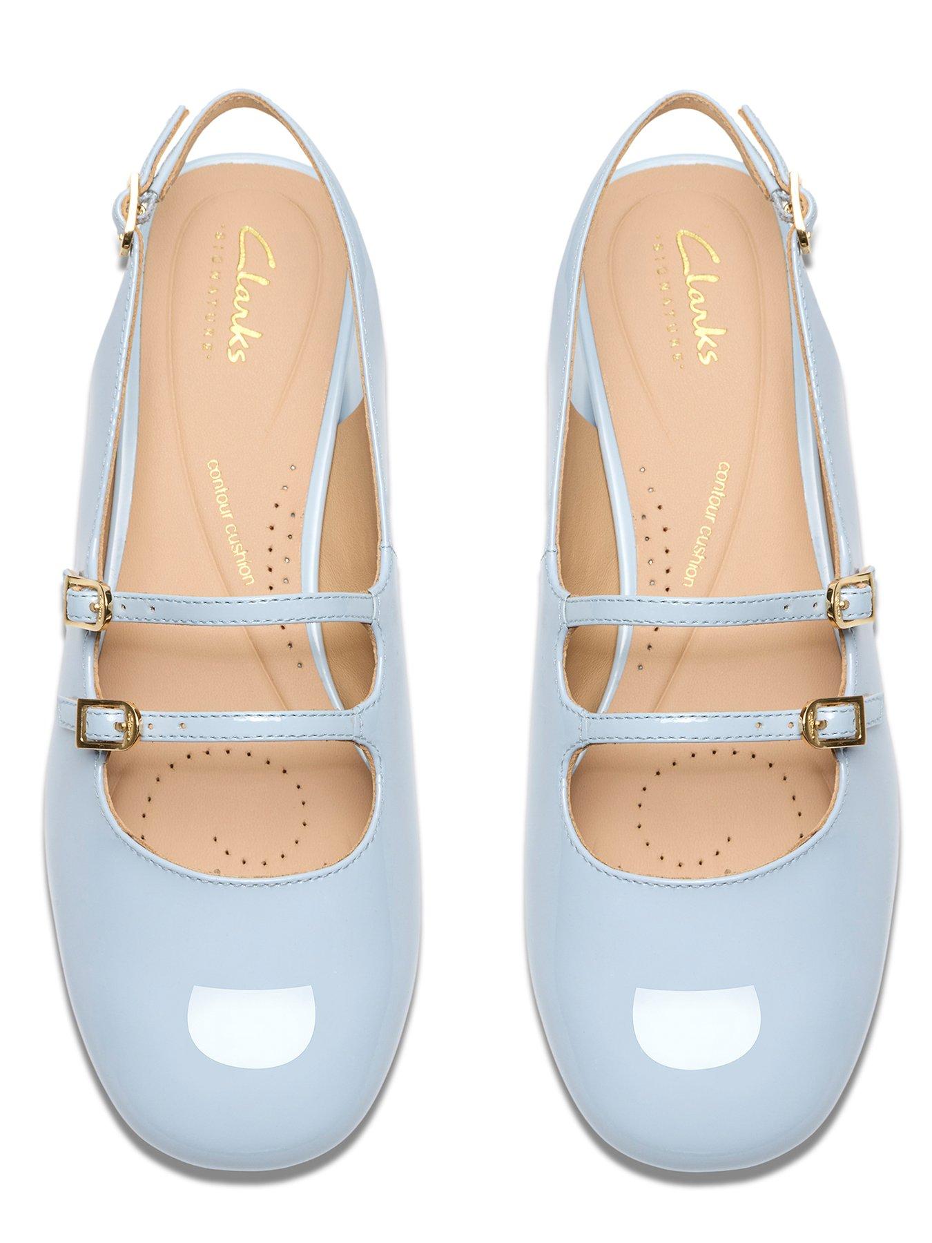 clarks-daiss30-dazz-shoes-lgt-blue-pat-leaoutfit