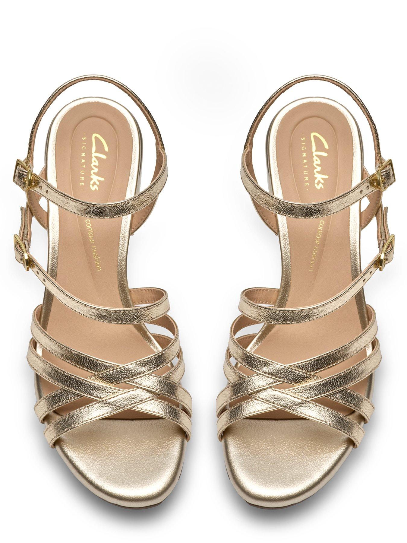 clarks-ezoria-strap-sandals-gold-leatheroutfit