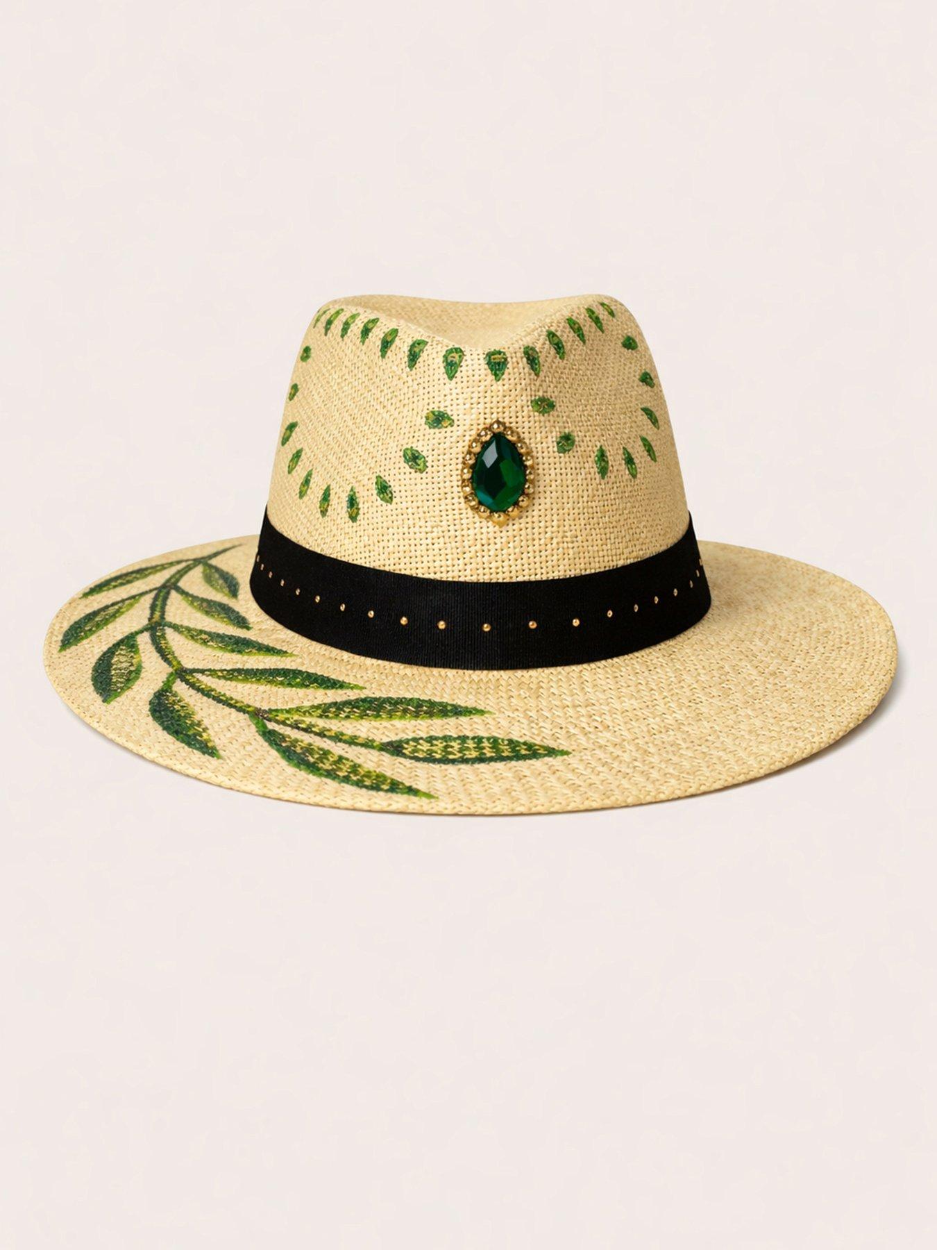 sorena-painted-leaf-hatback