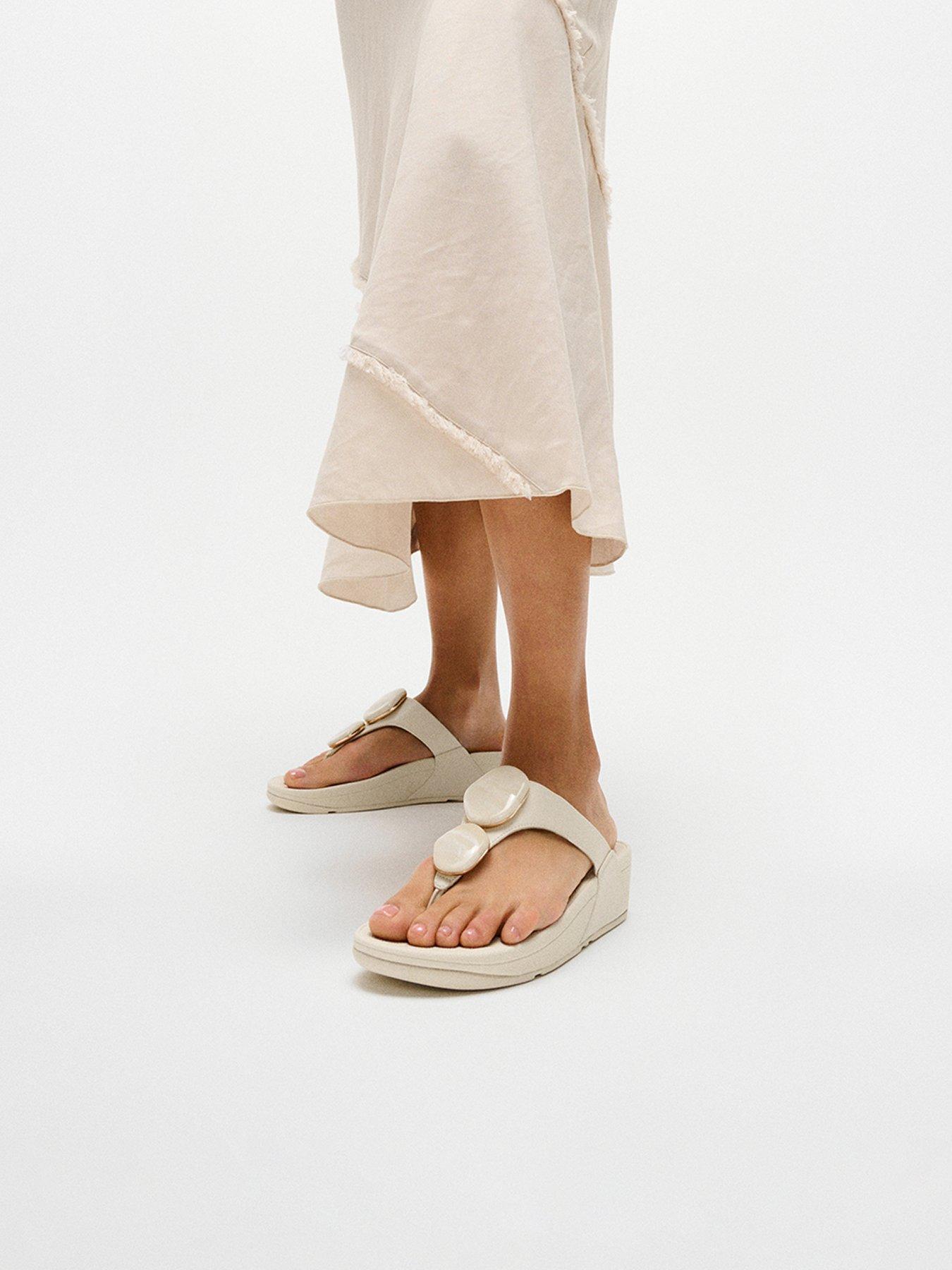 fitflop-lulu-marbled-stone-toe-post-sandals-paris-beigefront