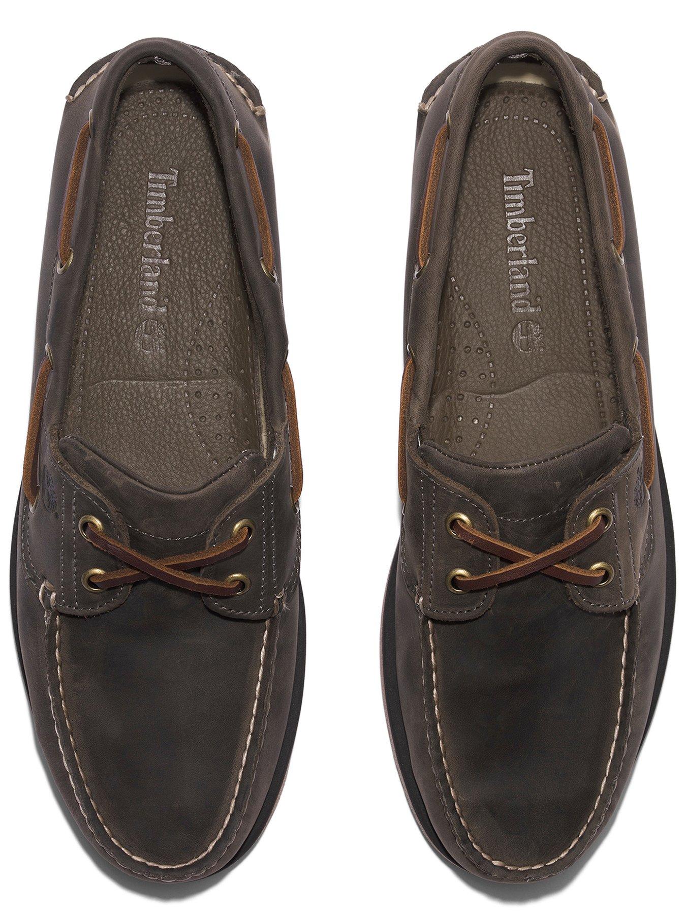 timberland-classic-boat-shoe-dark-greyoutfit