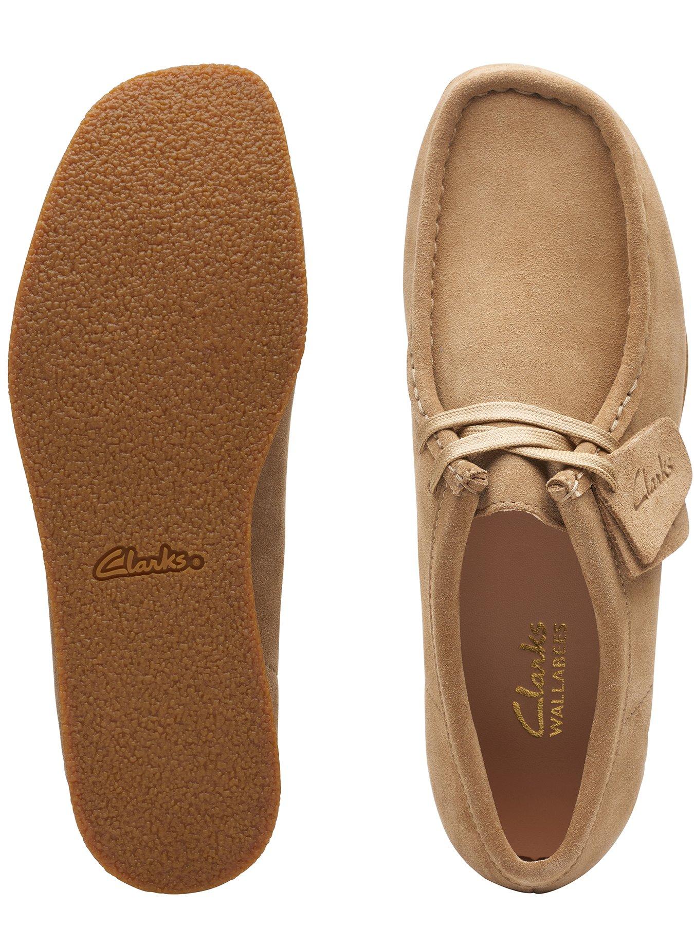 Image 4 of 7 of Clarks Wallabee EVO&nbsp;Suede Shoe - Dark Sand