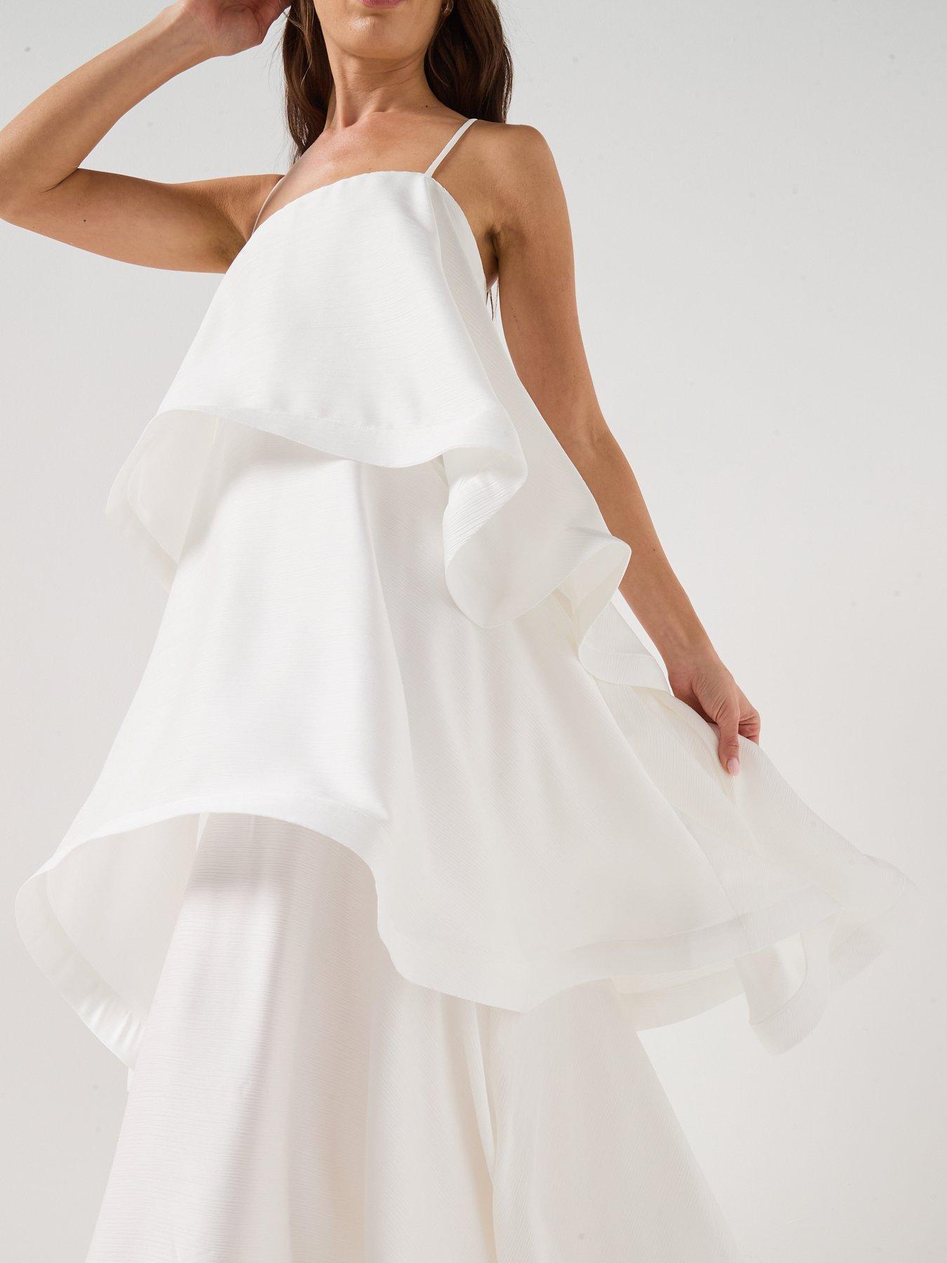 Image 4 of 6 of Elliatt Tilly Maxi Dress - Ivory