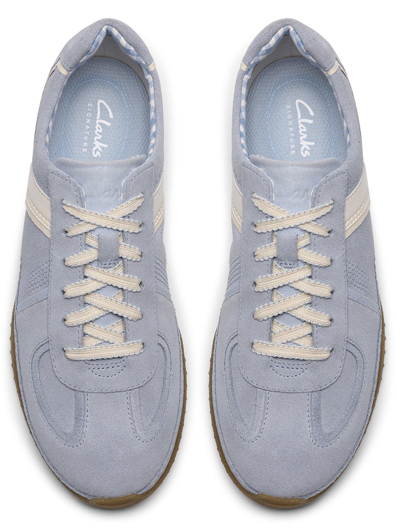 clarks-meridor-lo-shoes-light-blue-combioutfit