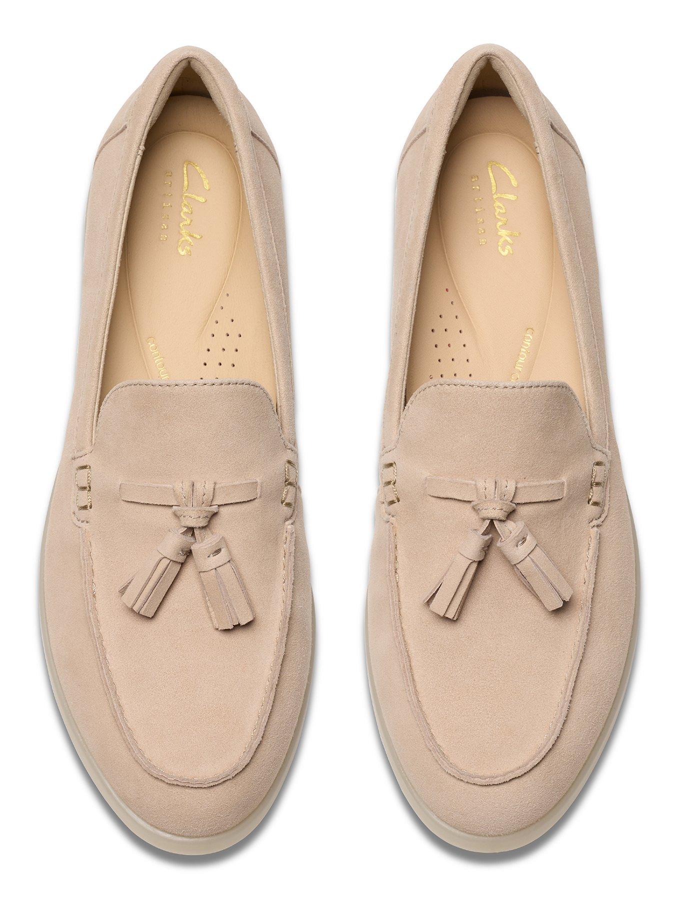 clarks-narini-edge-shoes-sand-suedeoutfit