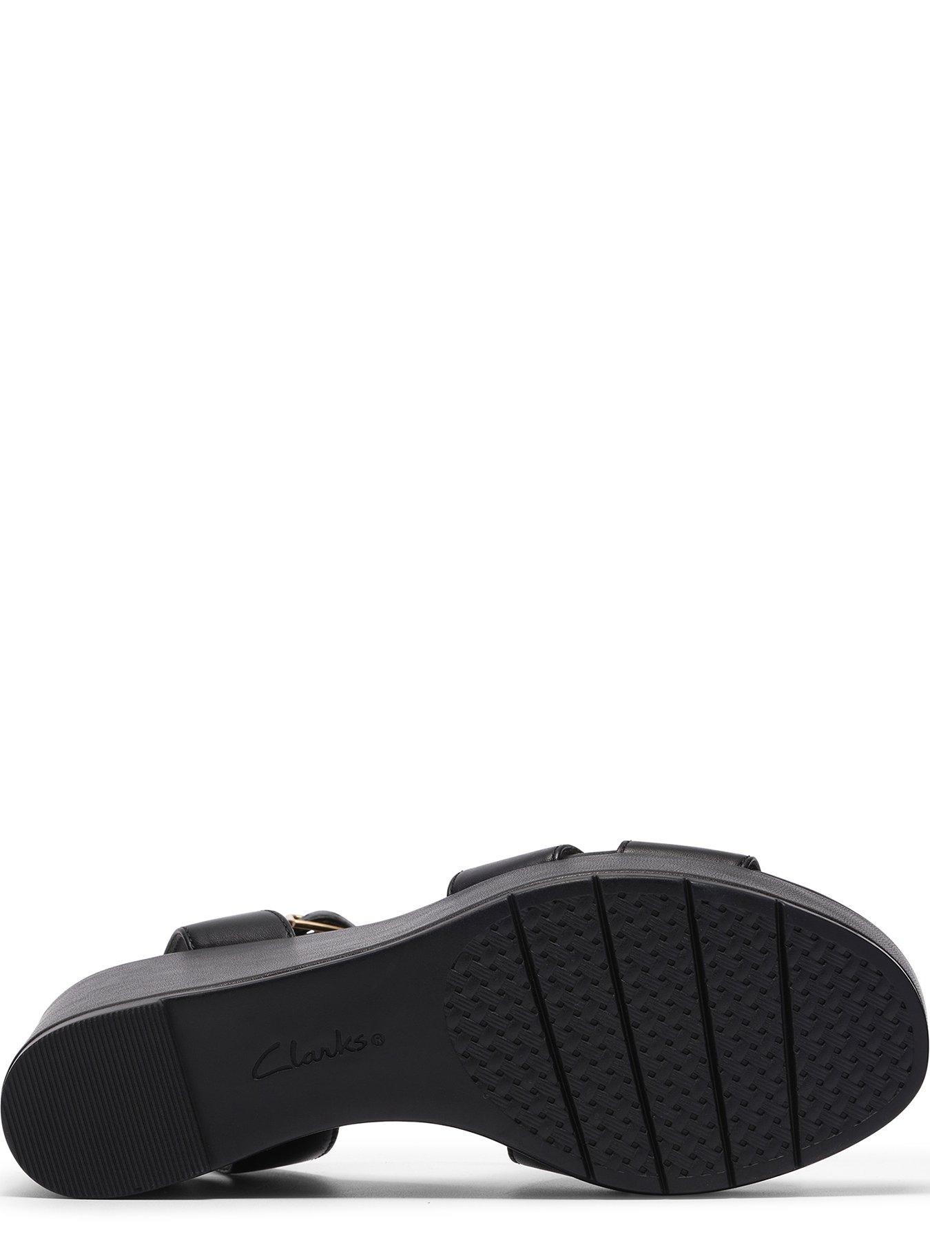 clarks-sabina-hope-wide-fit-sandals-black-leatherdetail