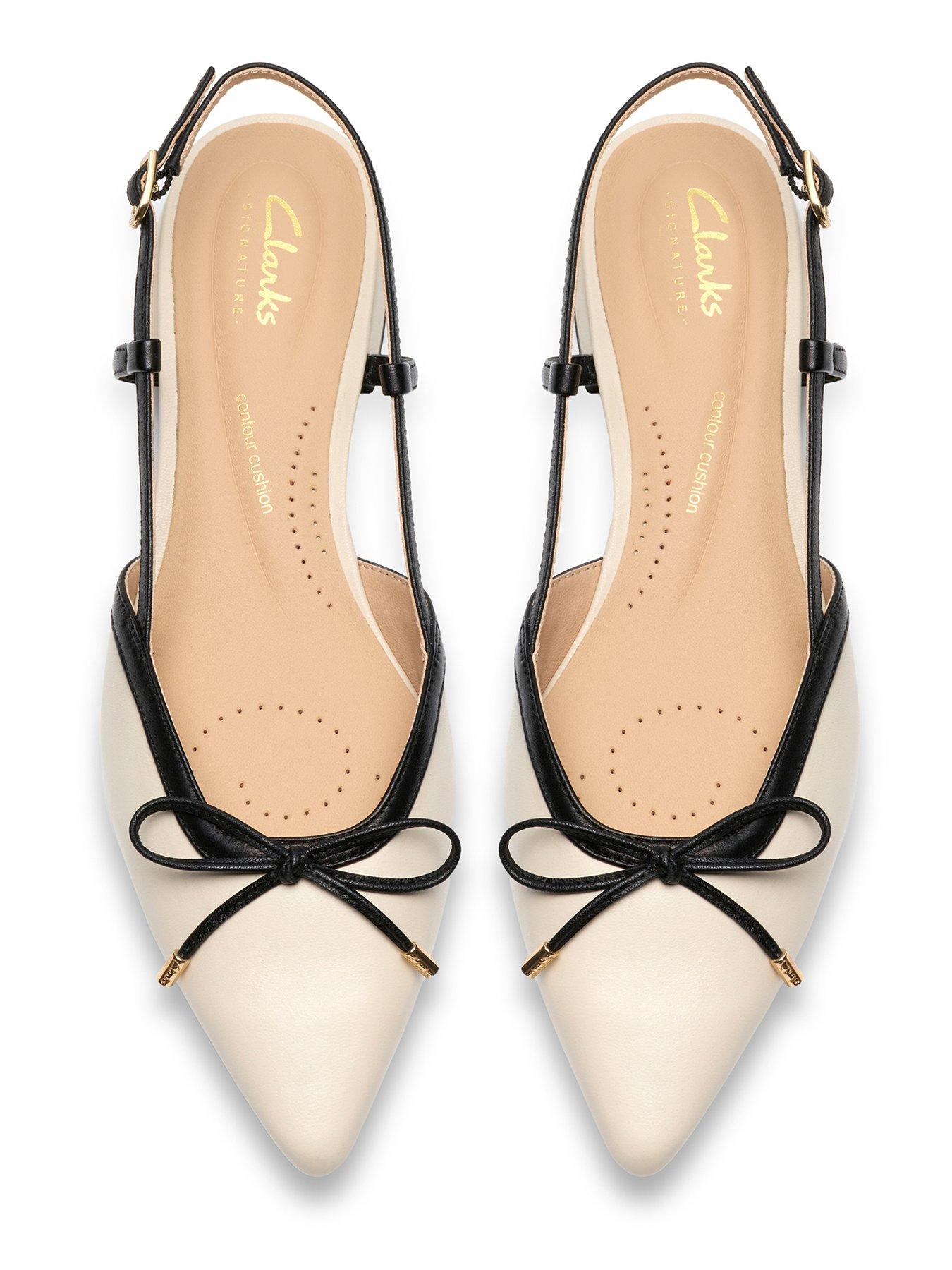 clarks-sensa15-bow-shoes-cream-leatheroutfit