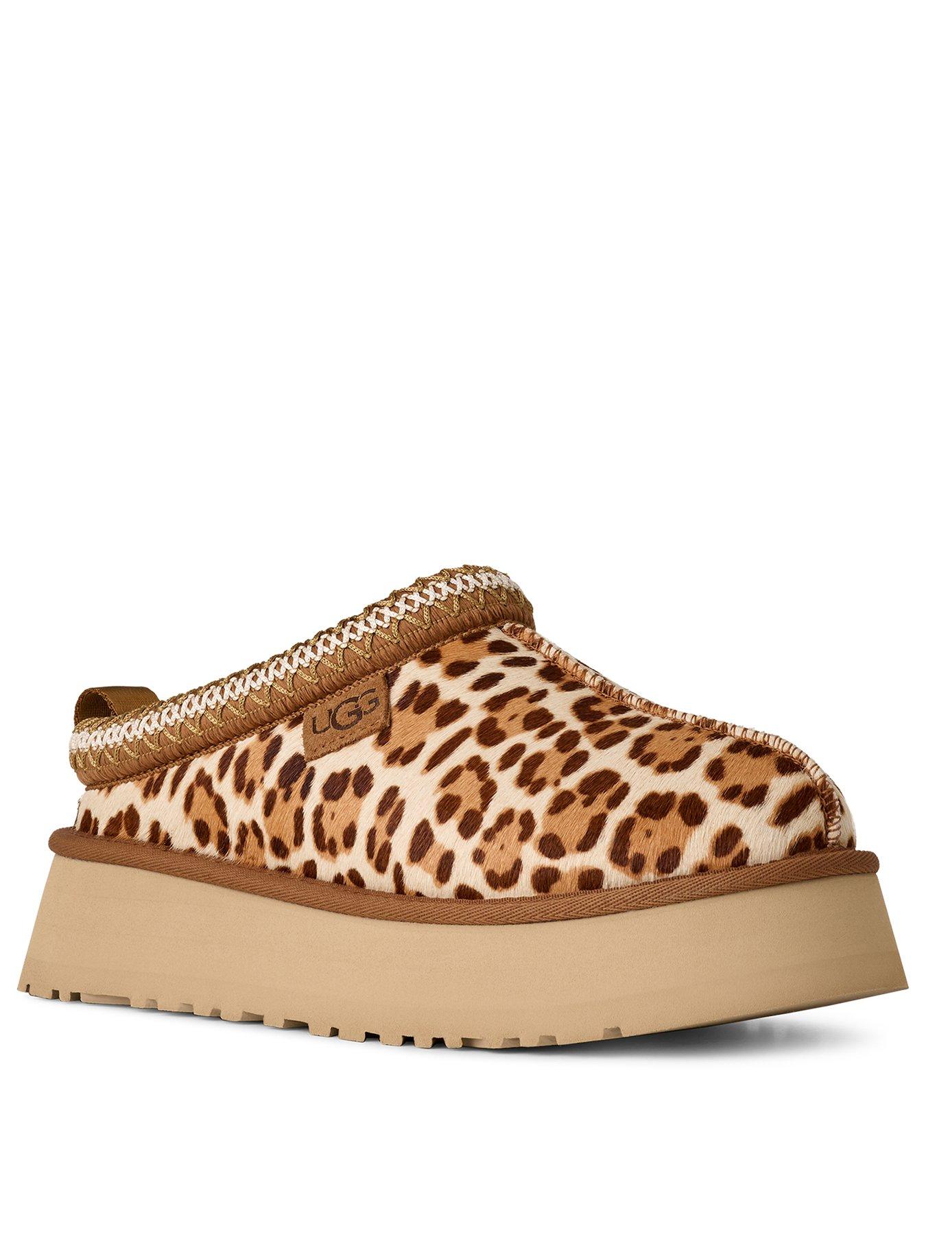 Image 2 of 6 of UGG W TAZZ PLAINS