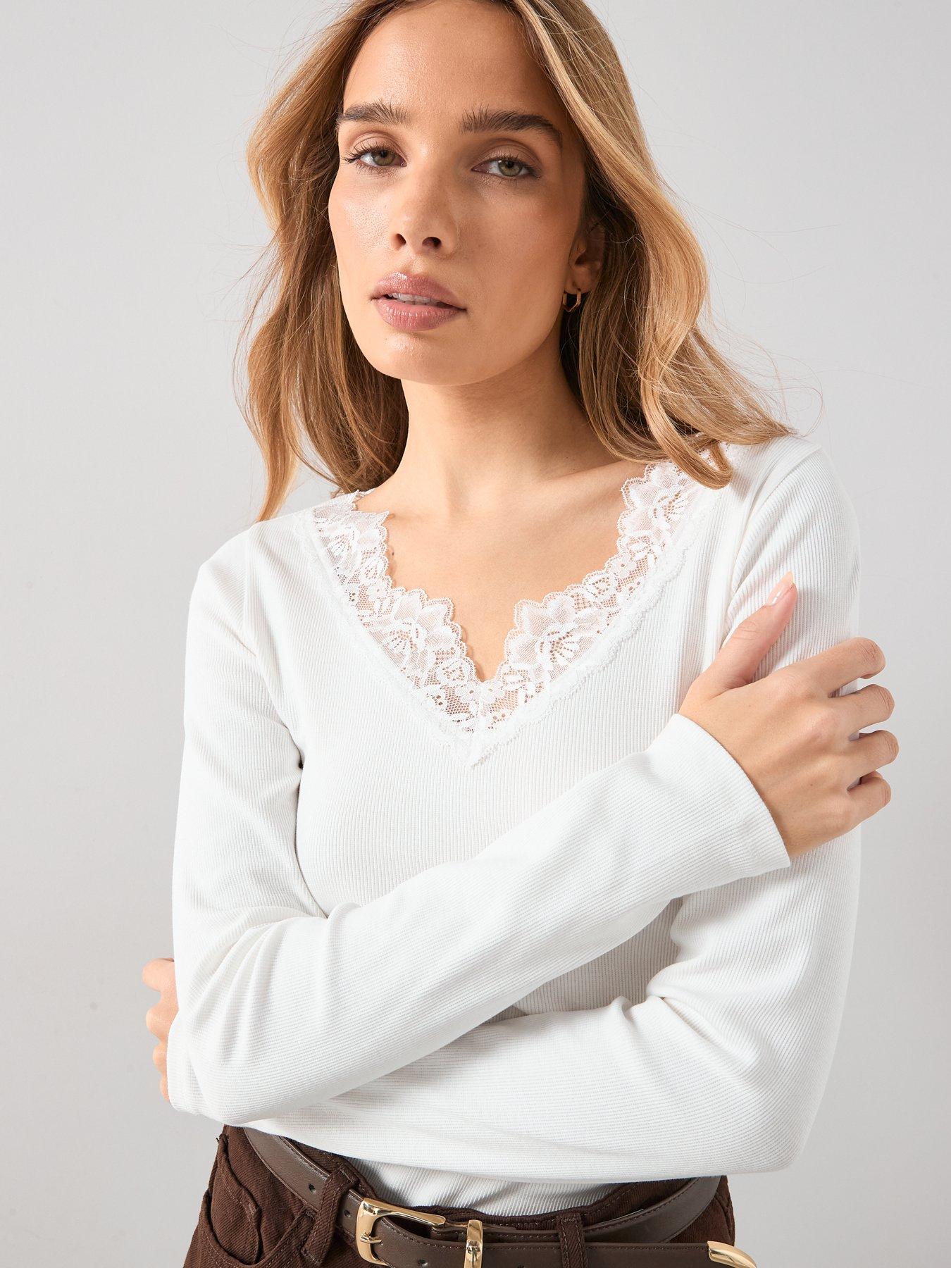 the-very-collection-lace-trim-v-neck-top-ecrudetail